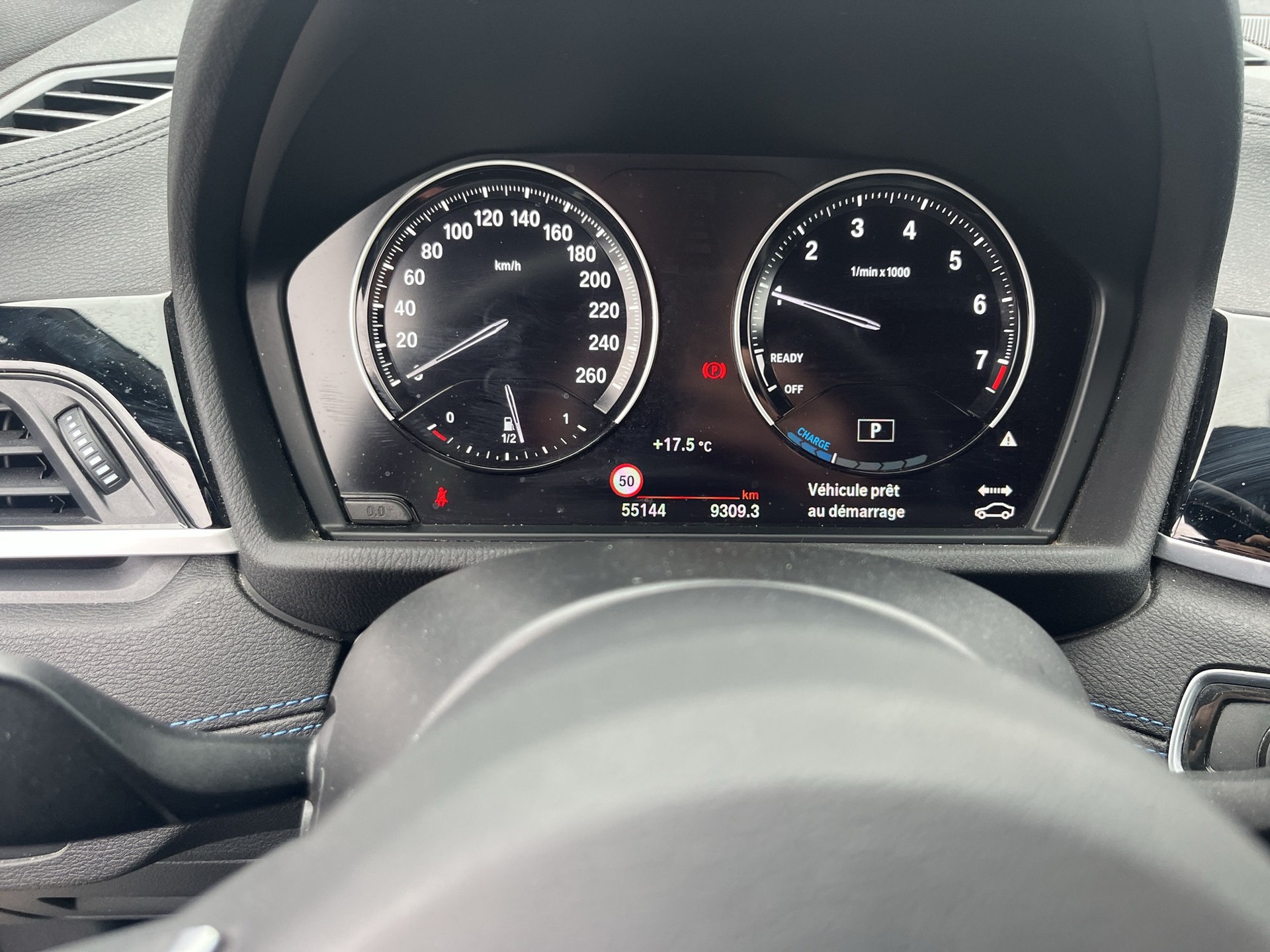 BMW X1 xDrive 25e M Sport Steptronic-image-13
