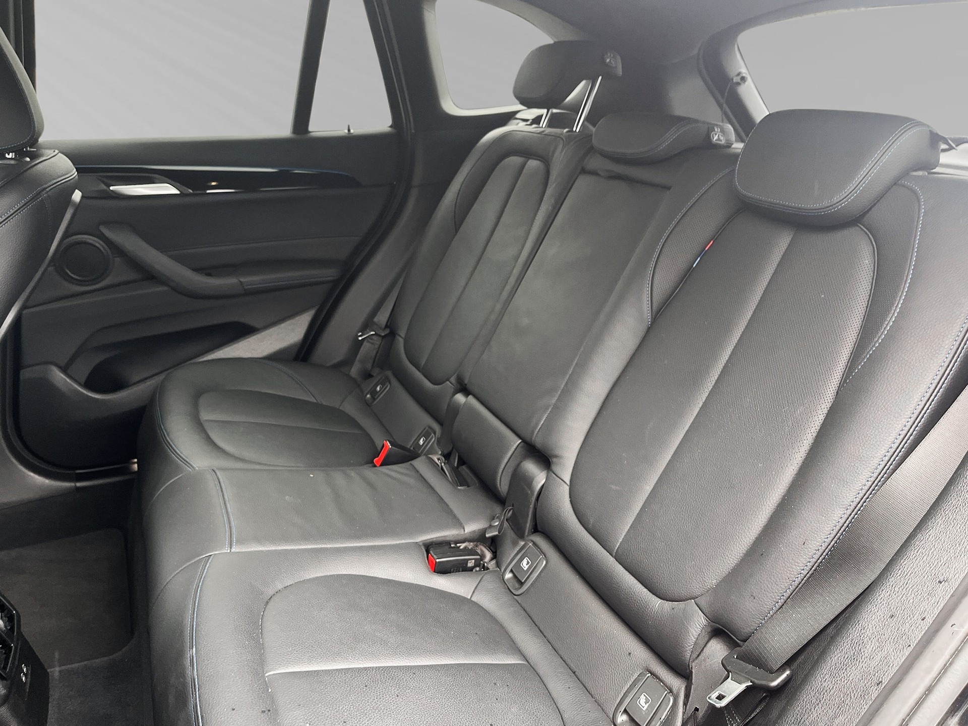 BMW X1 xDrive 25e M Sport Steptronic-image-6