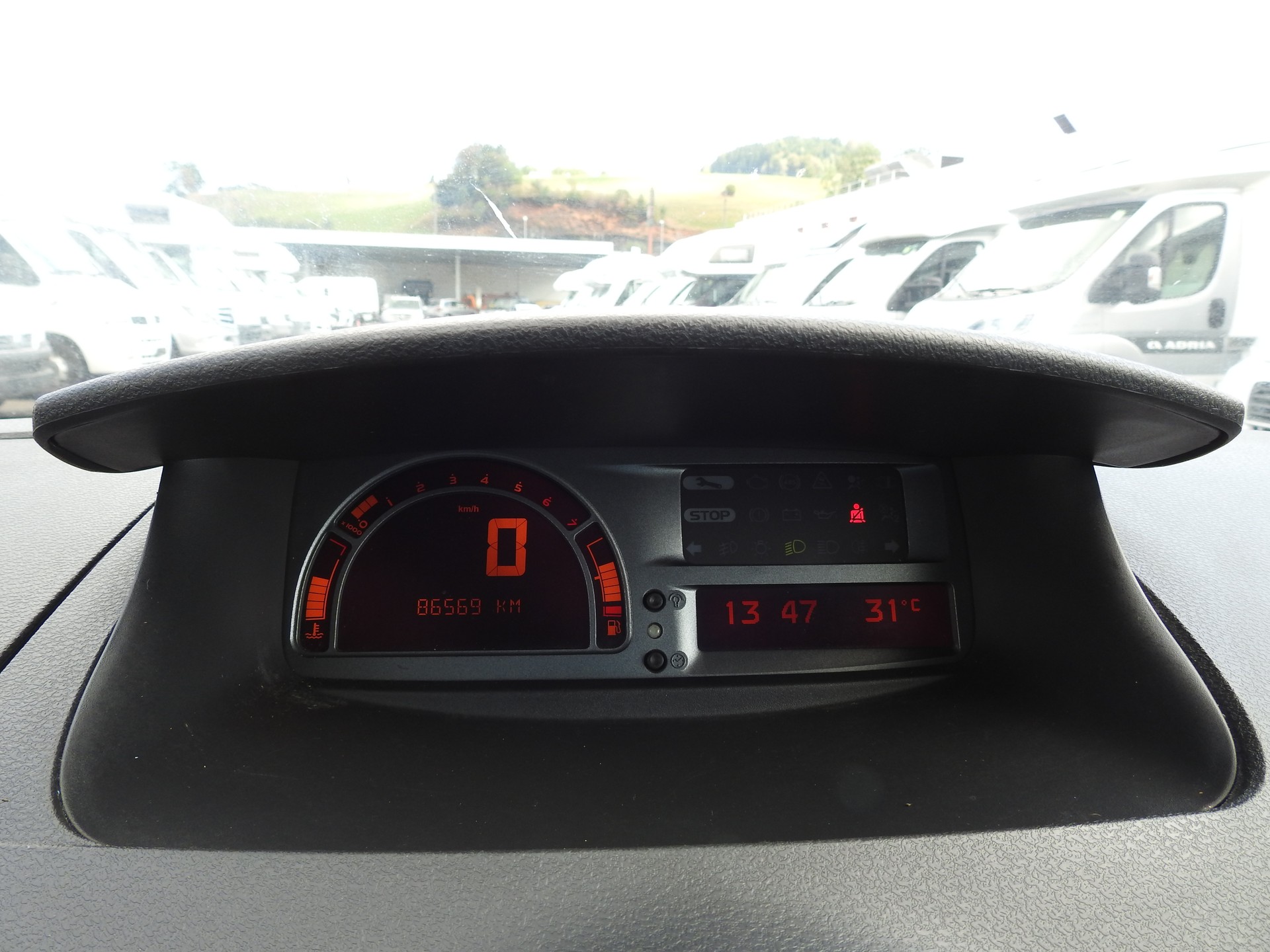 RENAULT Modus 1.2 16V T Yahoo-image-26