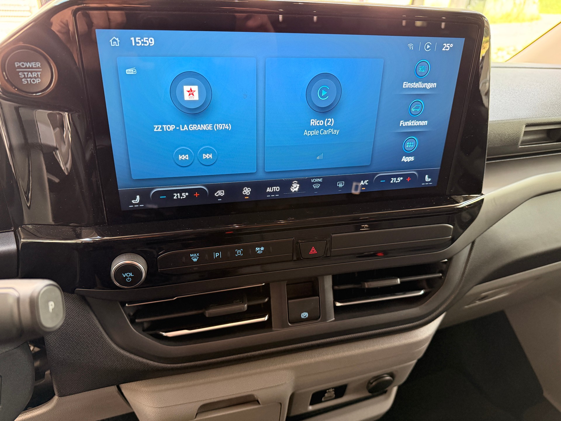 FORD Tourneo Bus 320 L1H1 Titanium Automat-image-10