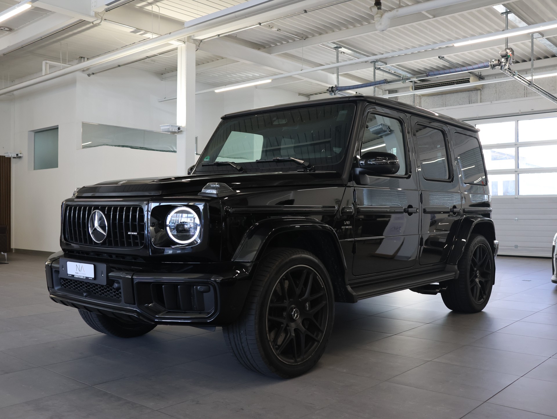 MERCEDES-BENZ G 63 AMG 9G-Tronic *Burmester* *360 Kamera* *Panoramadach*-showroom-element-2