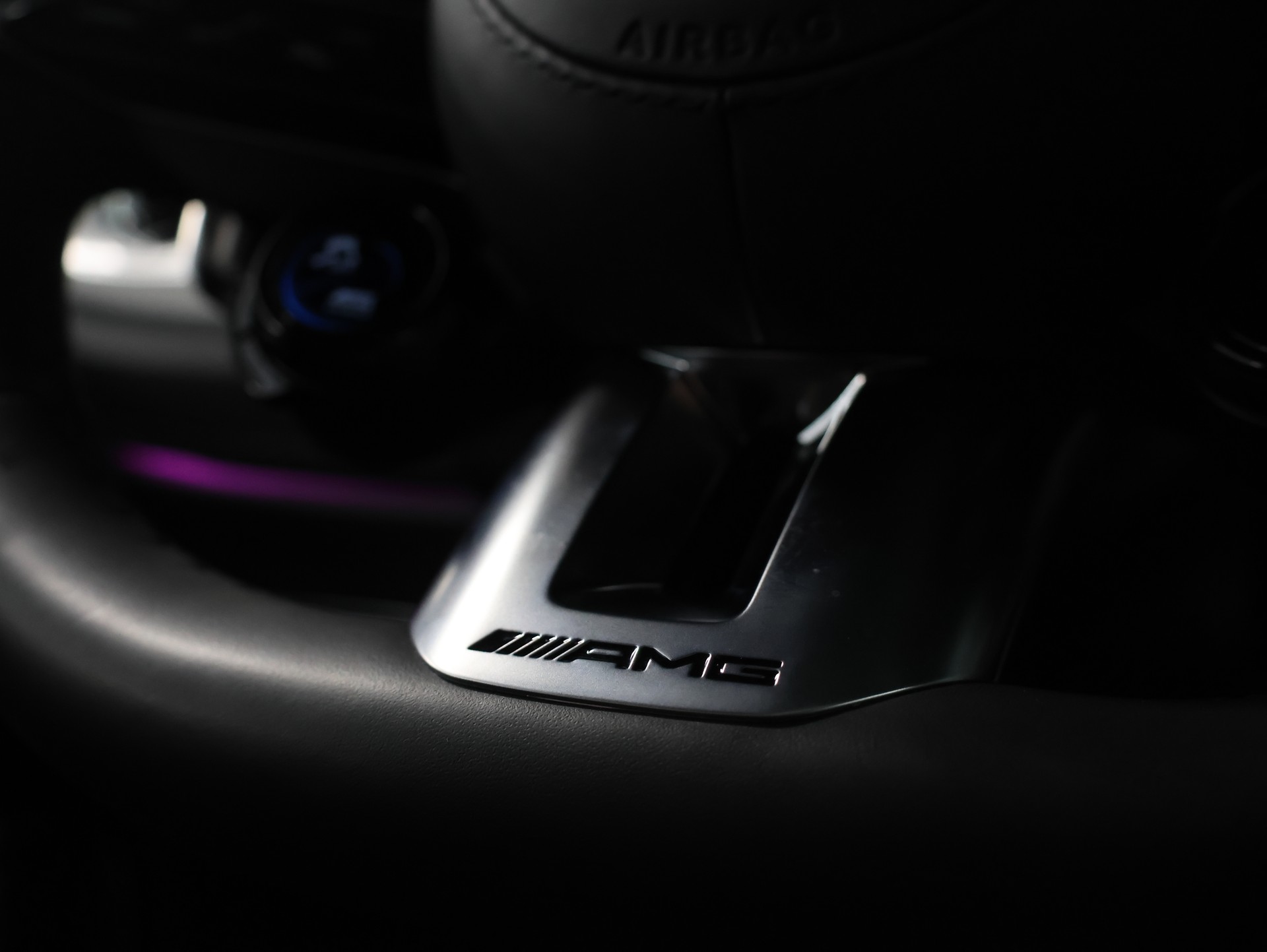 MERCEDES-BENZ G 63 AMG 9G-Tronic *Burmester* *360 Kamera* *Panoramadach*-image-24