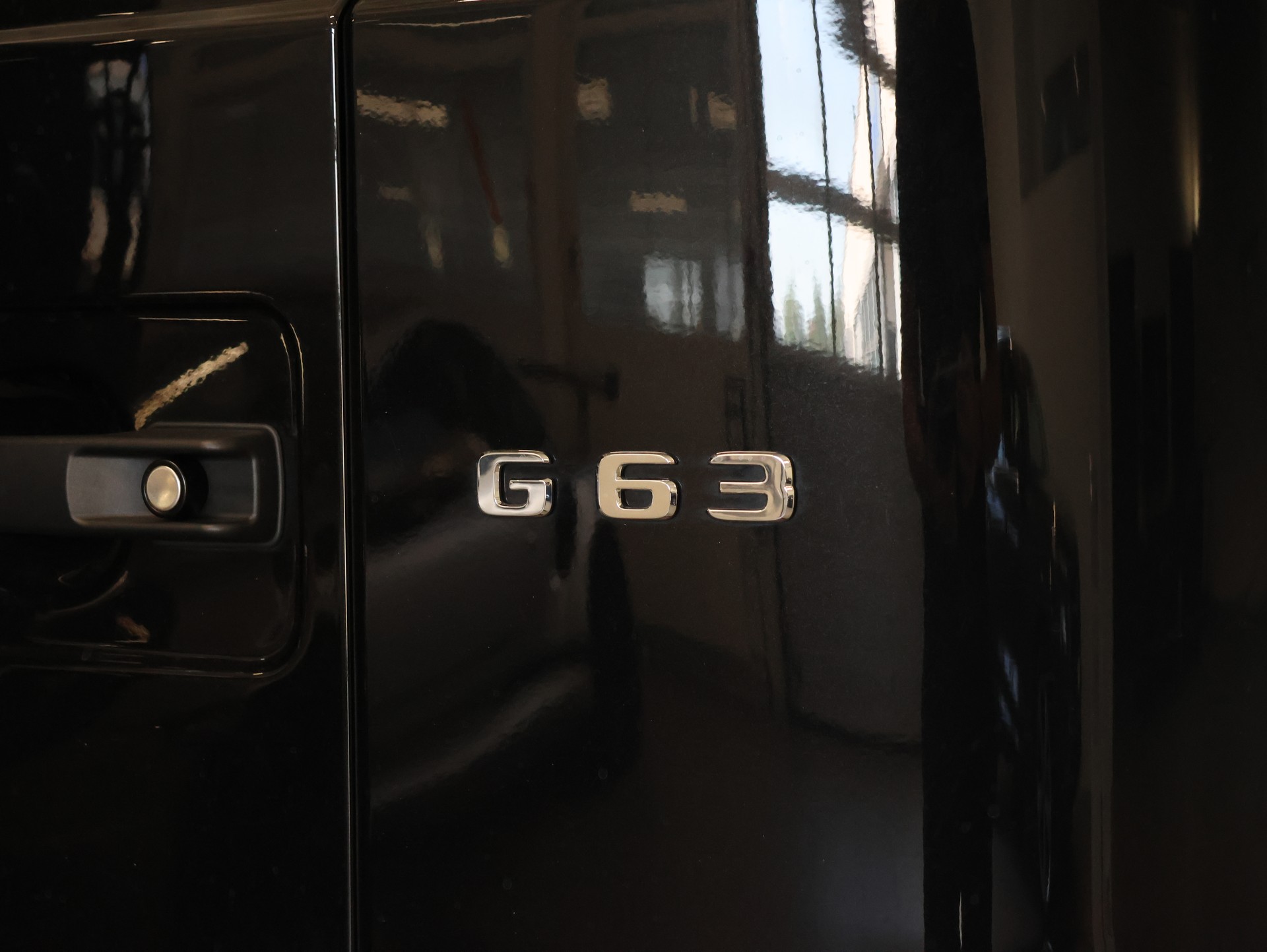 MERCEDES-BENZ G 63 AMG 9G-Tronic *Burmester* *360 Kamera* *Panoramadach*-image-43