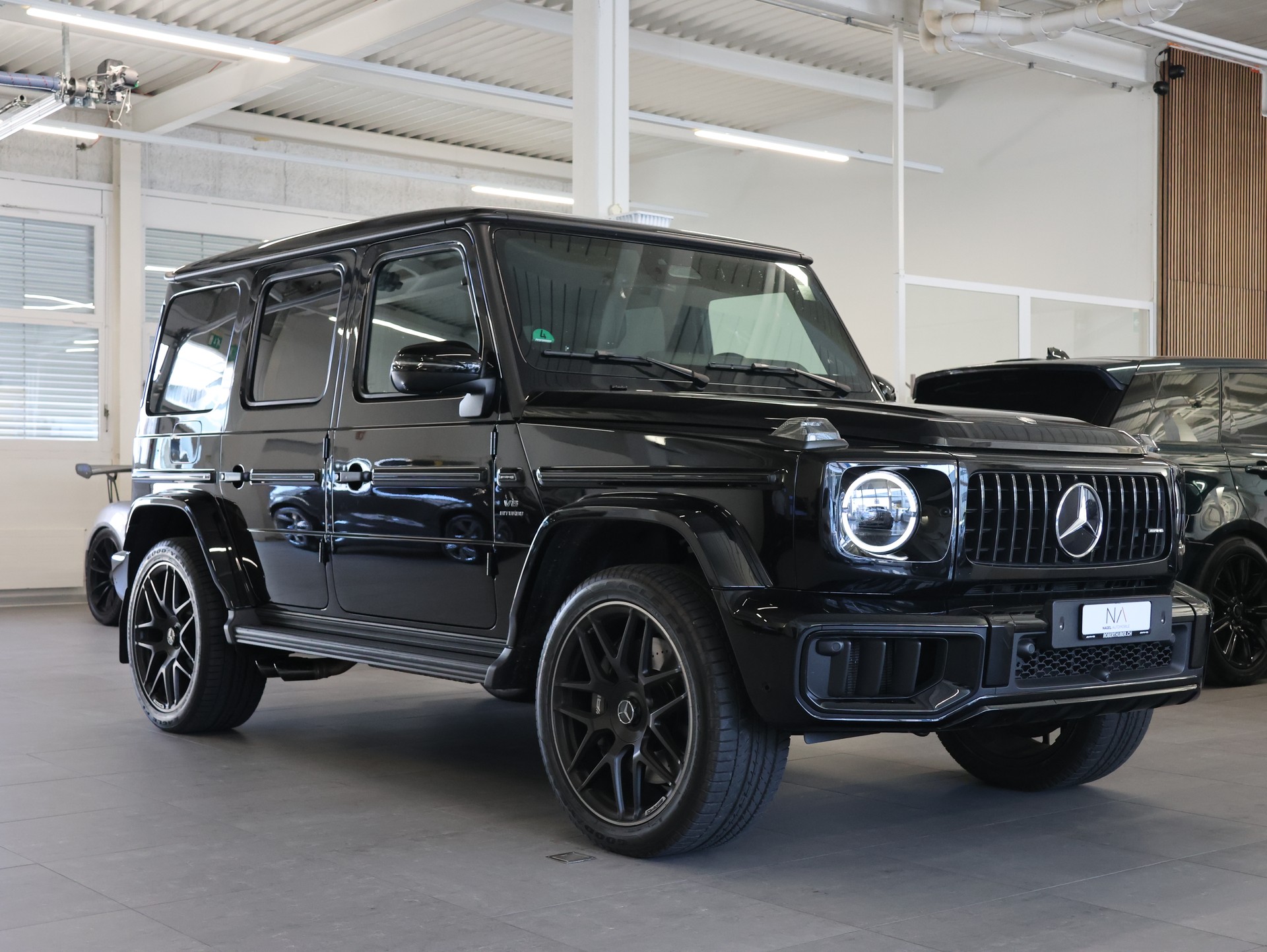MERCEDES-BENZ G 63 AMG 9G-Tronic *Burmester* *360 Kamera* *Panoramadach*-showroom-element-1