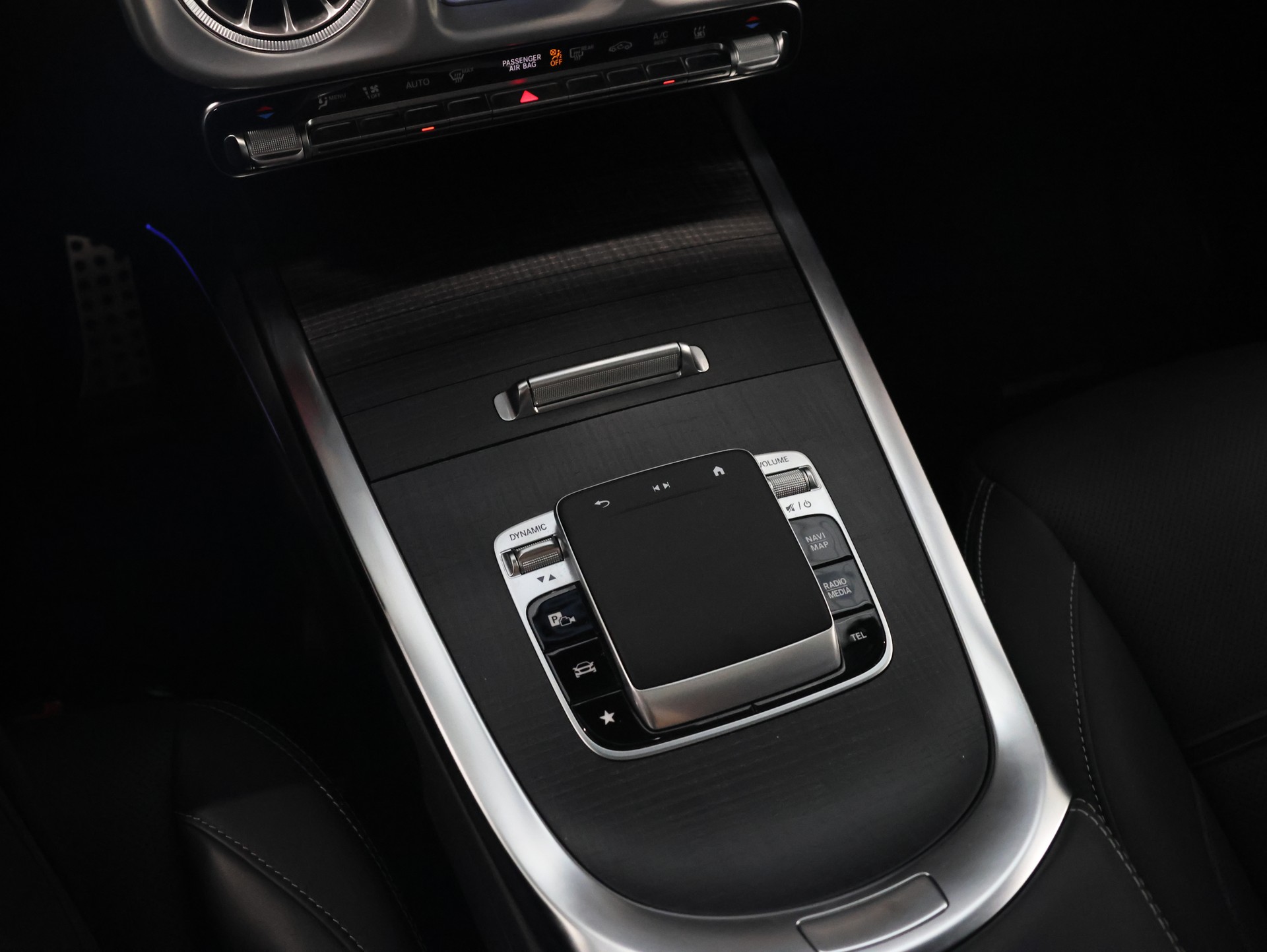 MERCEDES-BENZ G 63 AMG 9G-Tronic *Burmester* *360 Kamera* *Panoramadach*-image-32