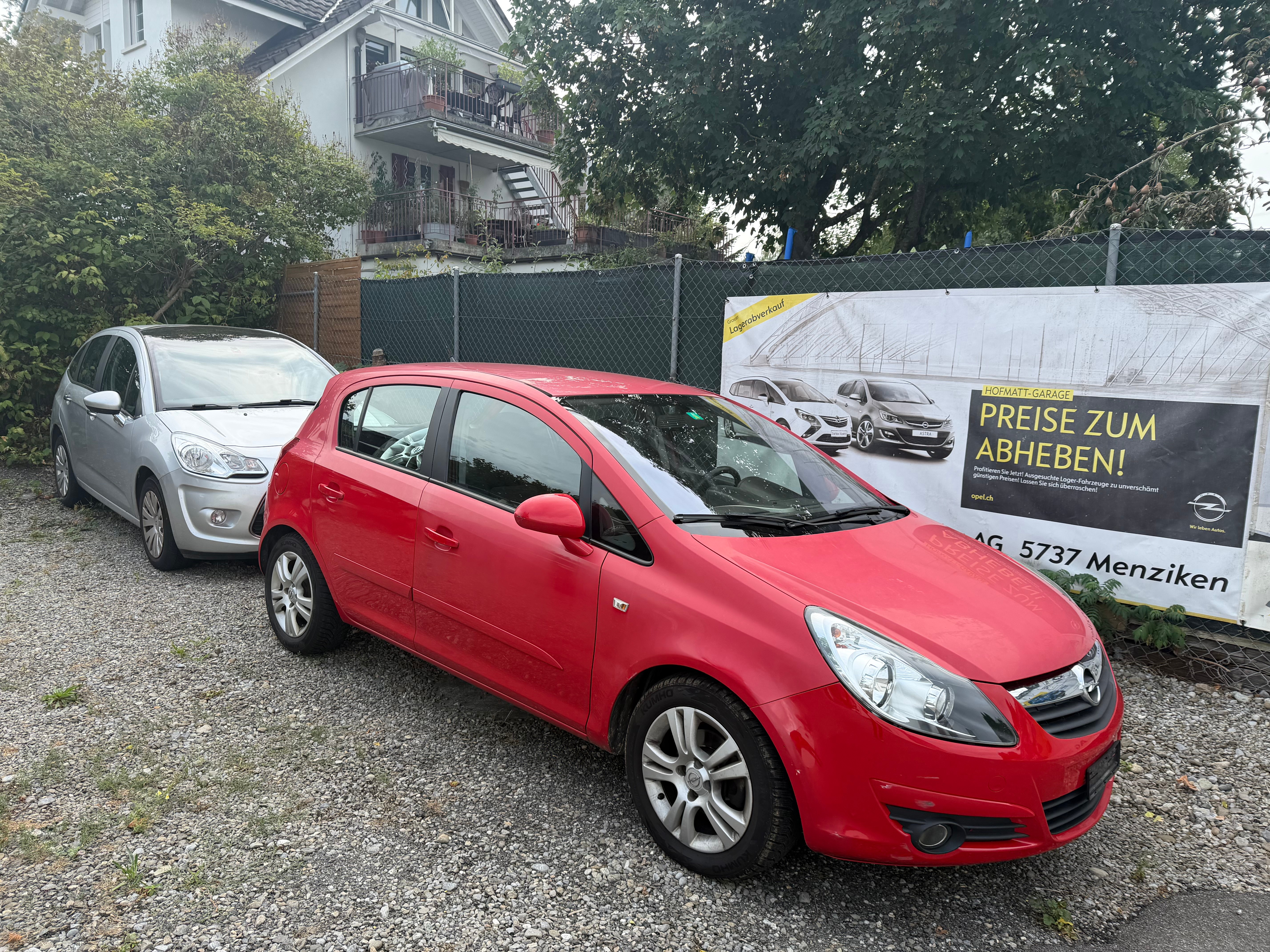 Car photo