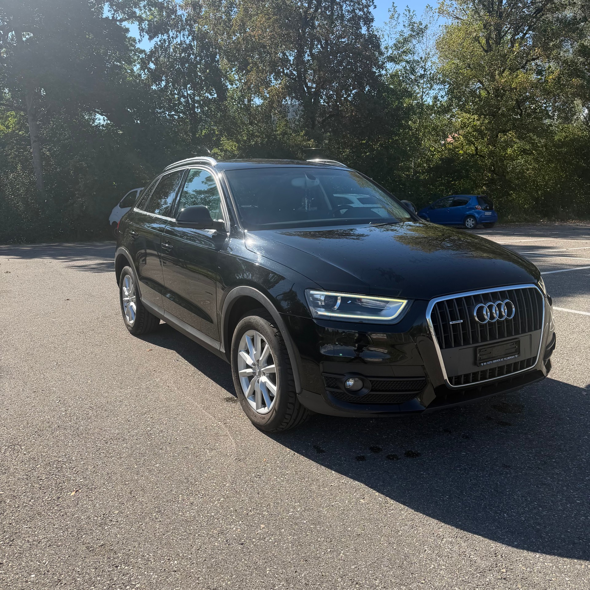 AUDI Q3 2.0 TDI quattro-image-0