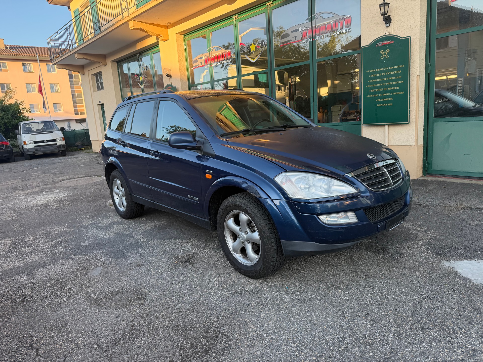 KGM-SsangYong KYRON-showroom-element-1