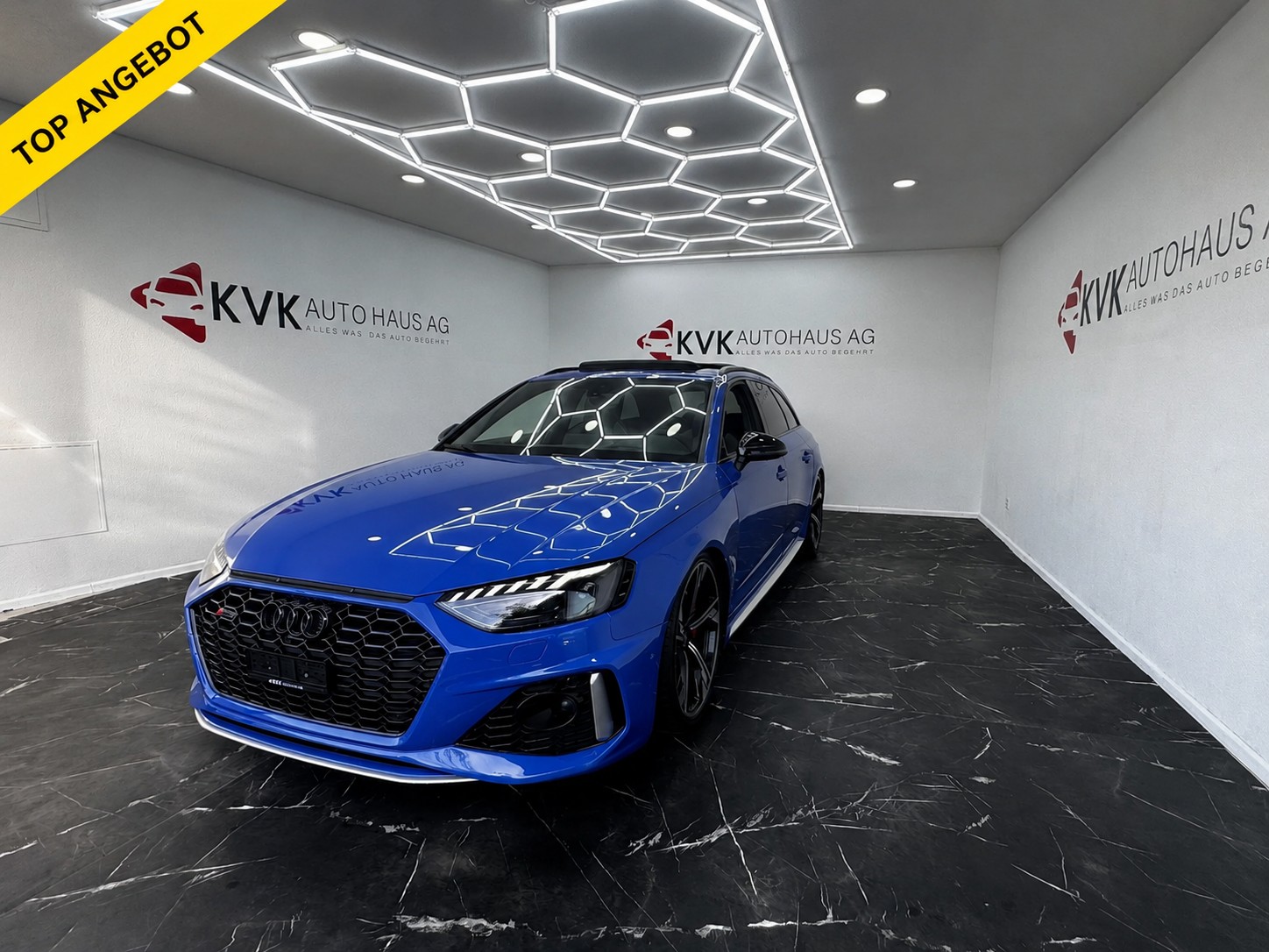 AUDI RS4 Avant quattro tiptronic | Traumaustattung | RS 25 Jahre | CH-Fahrzeug | Carbon Interieur | Milltek Sport Abgasanlage| H&R |