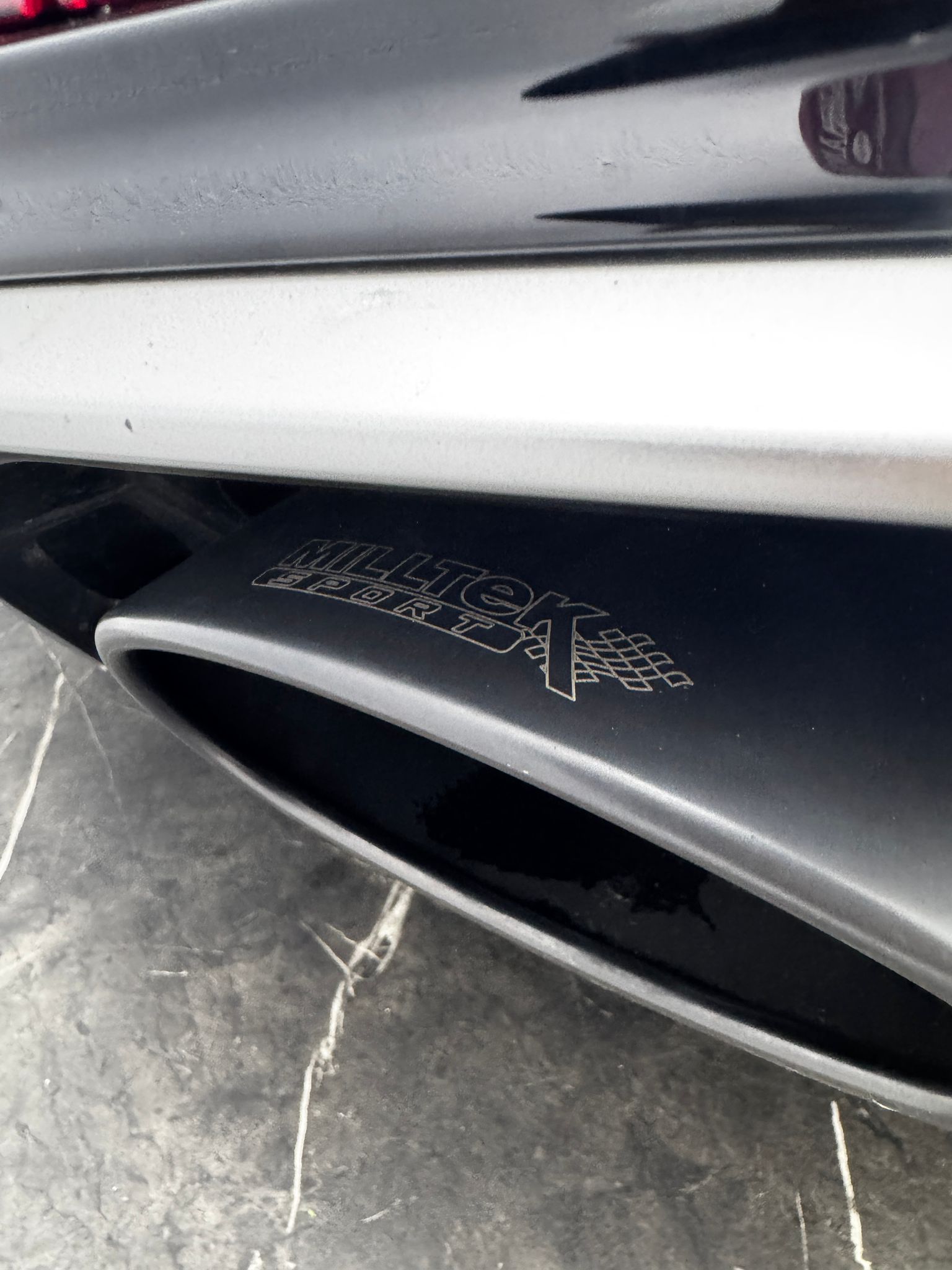 AUDI RS4 Avant quattro tiptronic | Traumaustattung | RS 25 Jahre | CH-Fahrzeug | Carbon Interieur | Milltek Sport Abgasanlage| H&R |-image-11