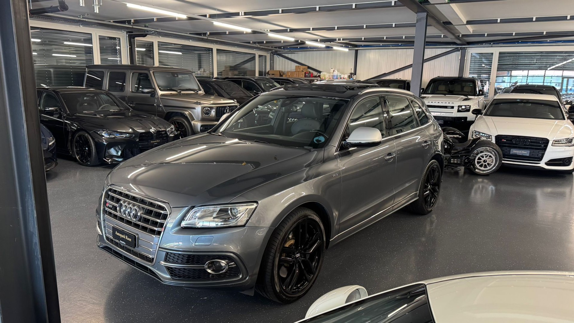 AUDI SQ5 3.0 TDI quattro tiptronic-image-12
