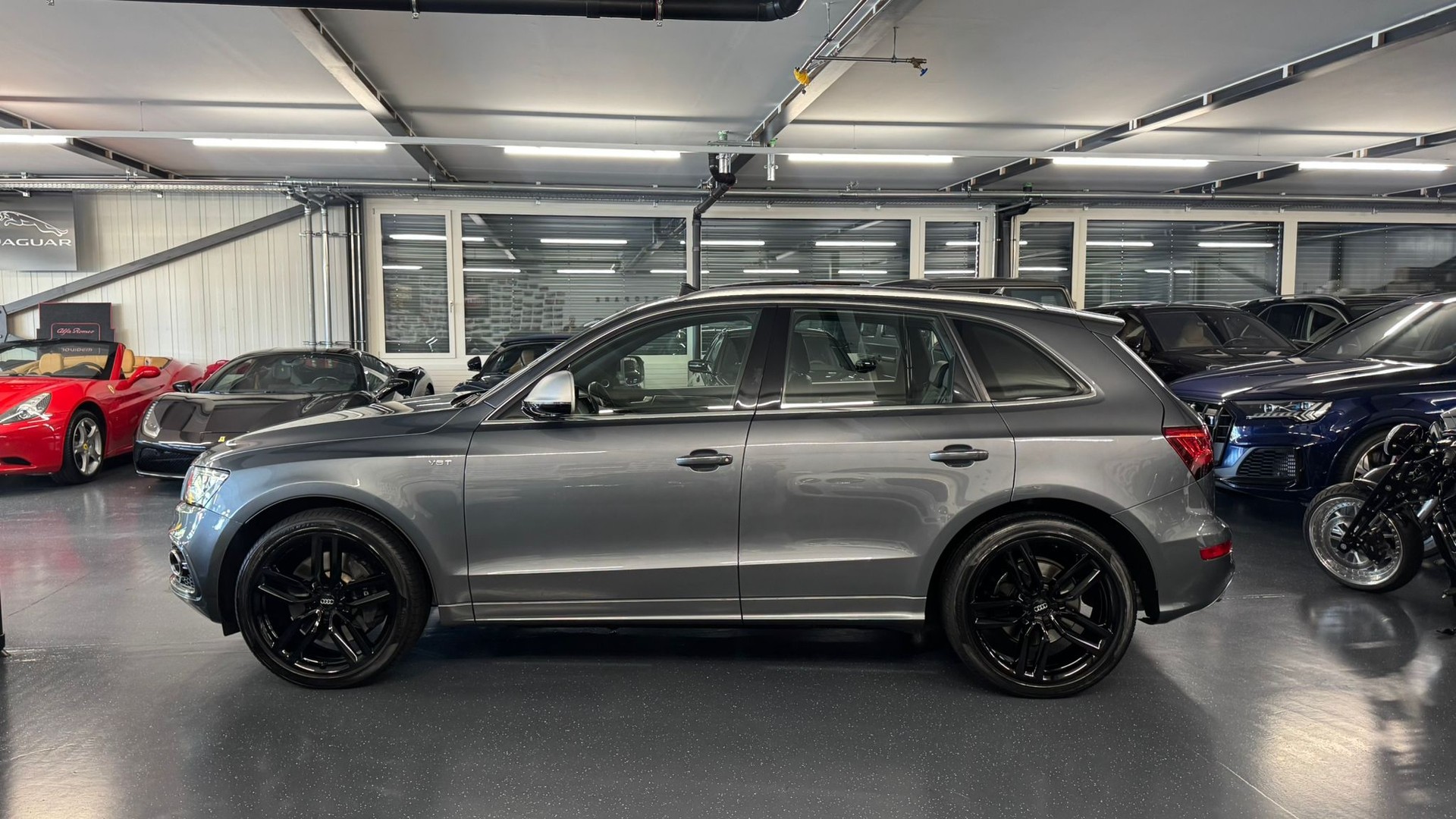 AUDI SQ5 3.0 TDI quattro tiptronic-image-11