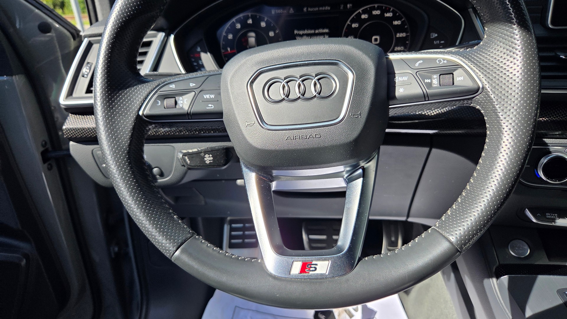 AUDI Q5 2.0 TFSI sport quattro S-tronic-image-13