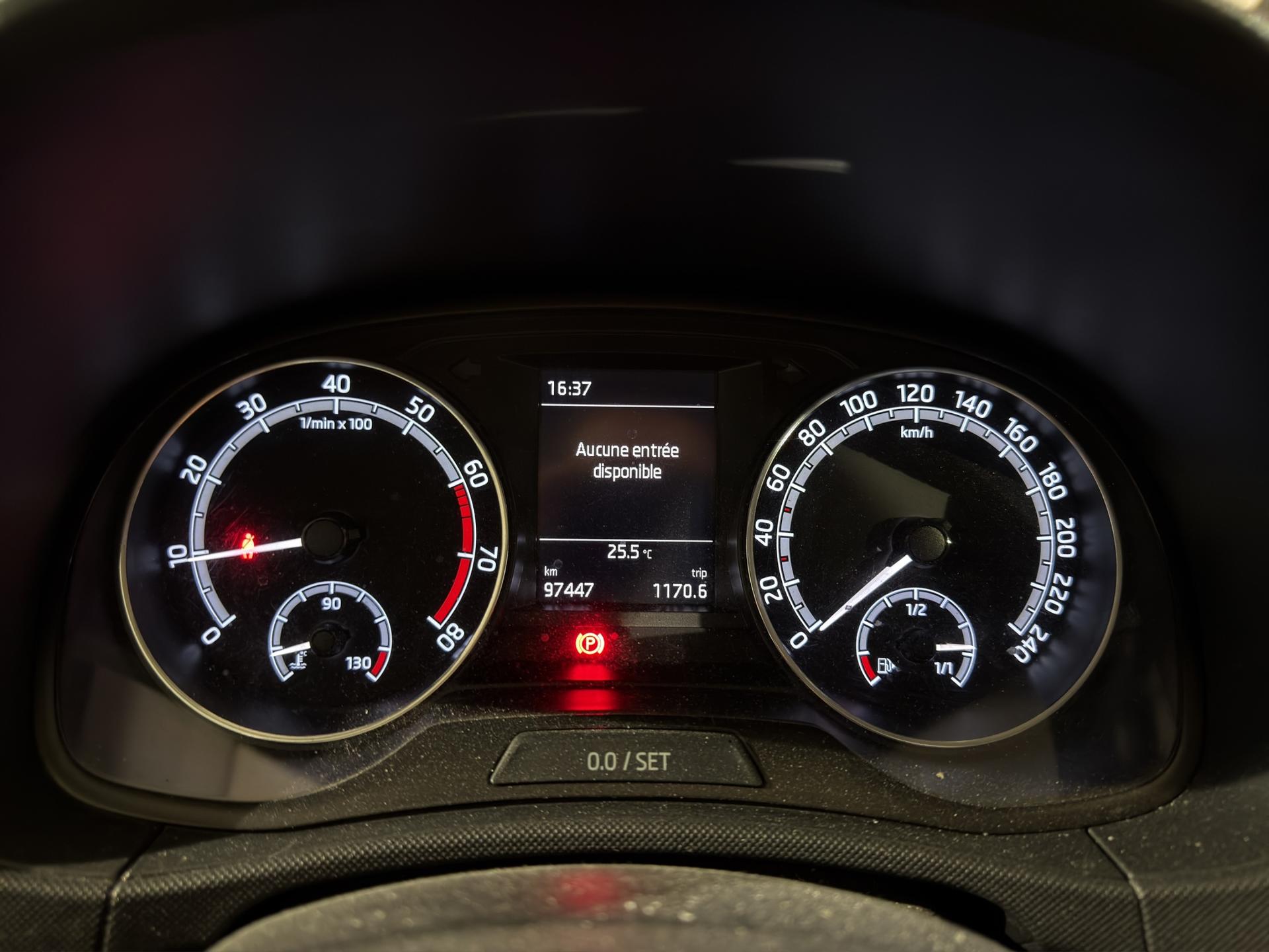 SKODA Fabia Combi 1.0 TSI Ambition-image-10