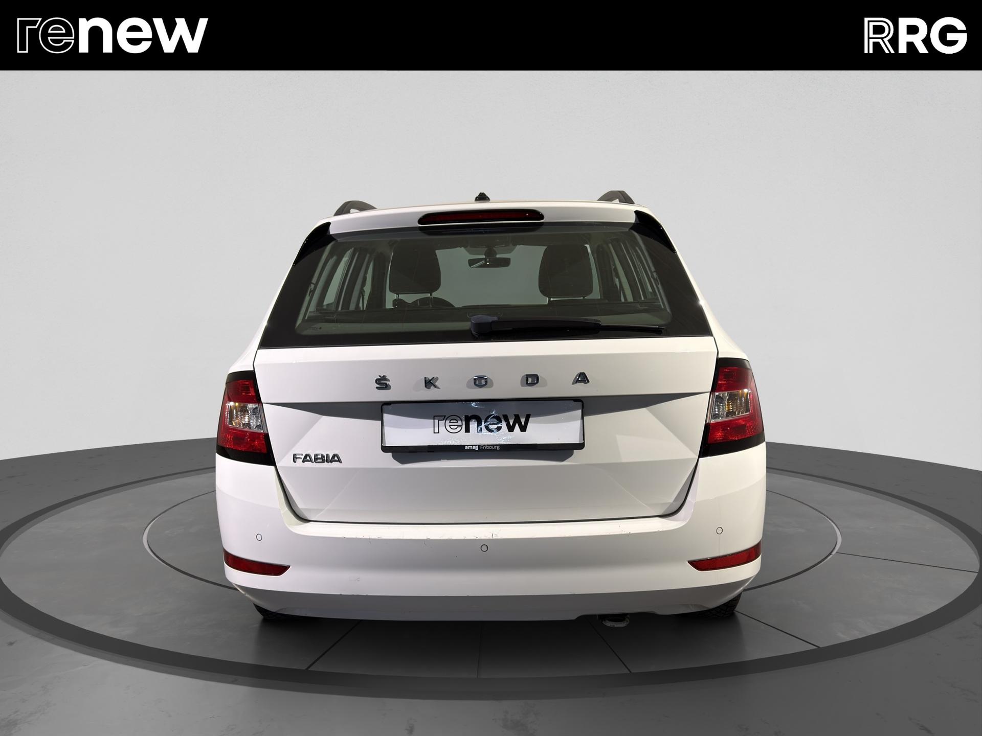SKODA Fabia Combi 1.0 TSI Ambition-image-3