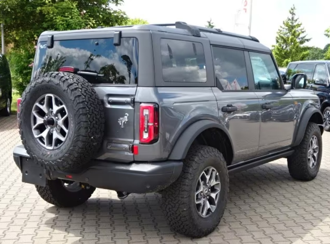 FORD Bronco 2.7 EcoB Badlands e-4WD-image-5