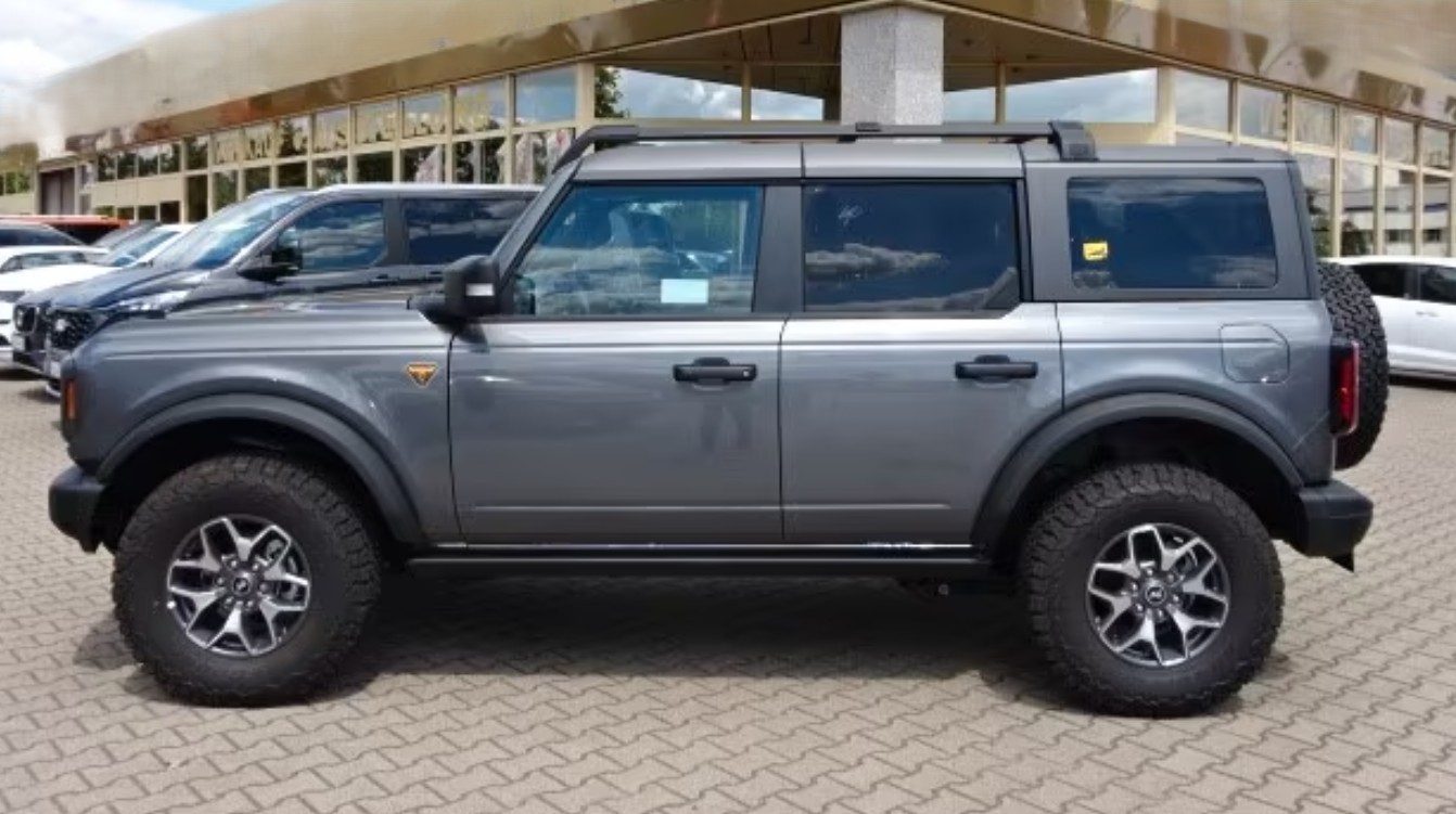 FORD Bronco 2.7 EcoB Badlands e-4WD-image-1