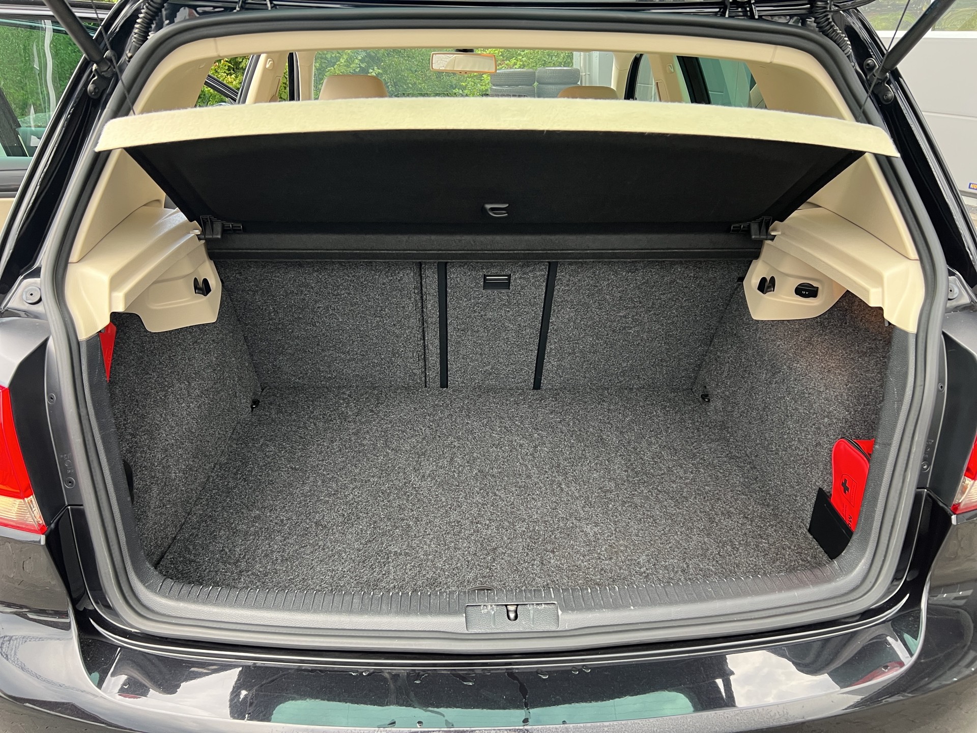 VW Golf 2.0 TDI Team 4Motion-image-8