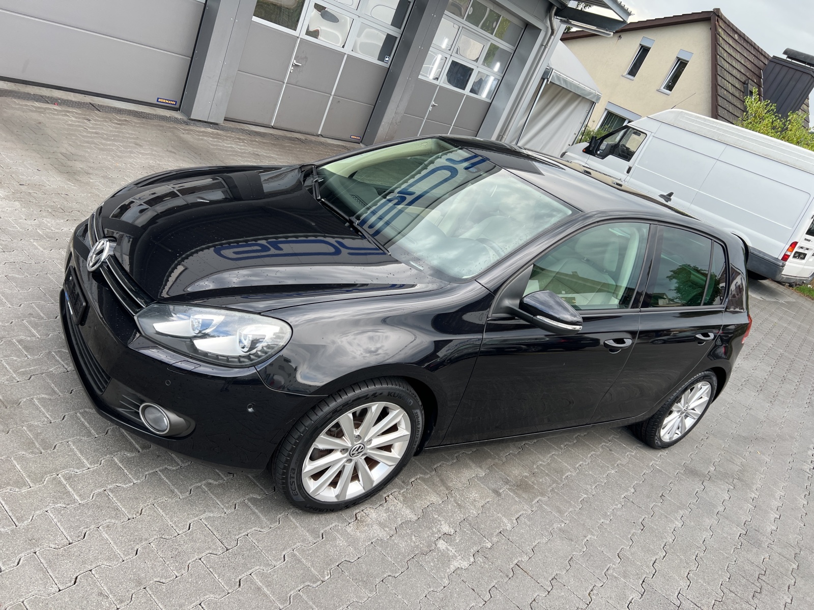 VW Golf 2.0 TDI Team 4Motion-image-14