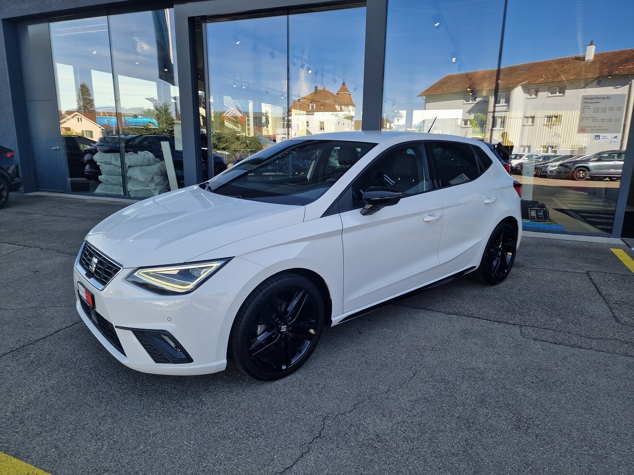 SEAT Ibiza 1.0 EcoTSI FR DSG-image-1