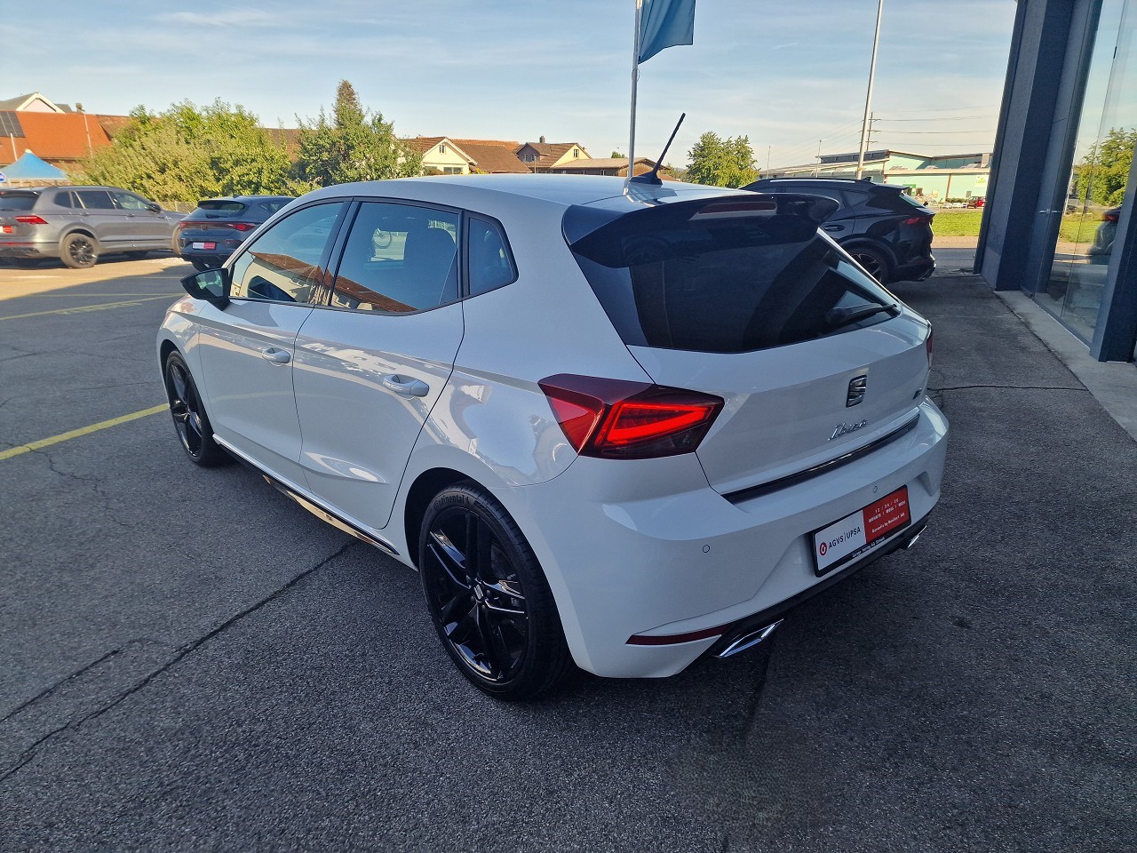SEAT Ibiza 1.0 EcoTSI FR DSG-image-3