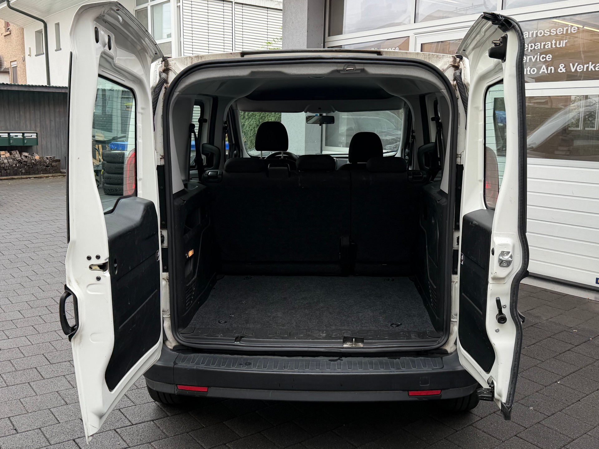 FIAT Fiat Doblo 1.4*Ab MFK&Service*Neue Kupplung*CH-FHZ*-image-9