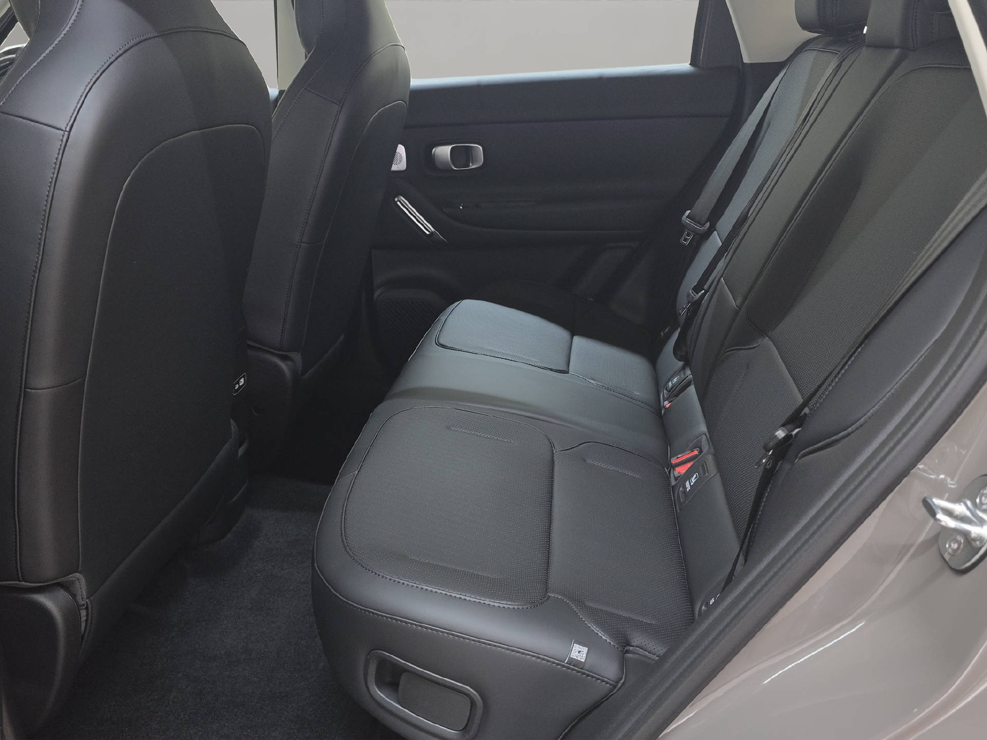 LEAPMOTOR B03X EV-image-13