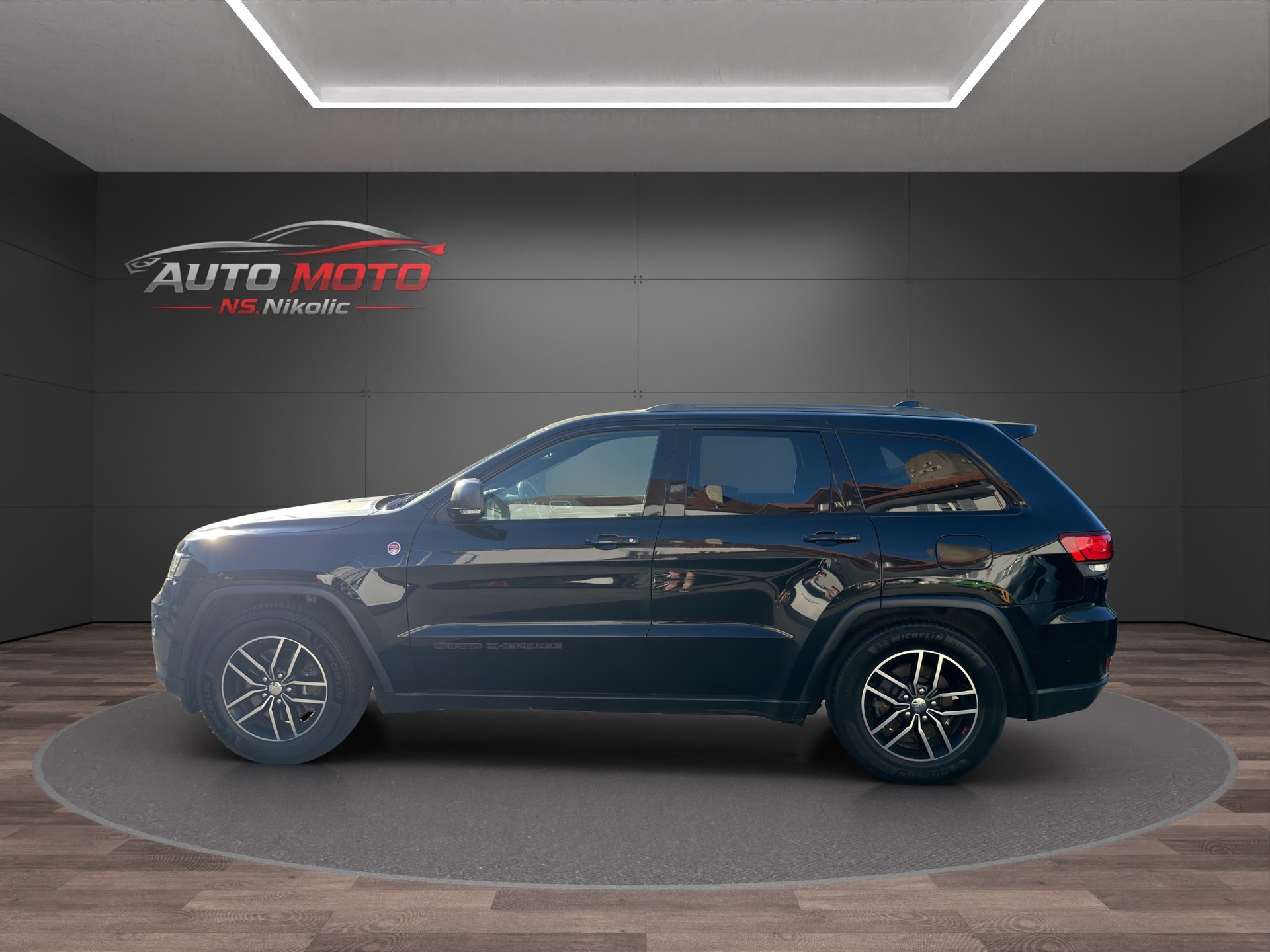 JEEP Grand Cherokee 3.0 CRD Trailhawk Automatic-image-5