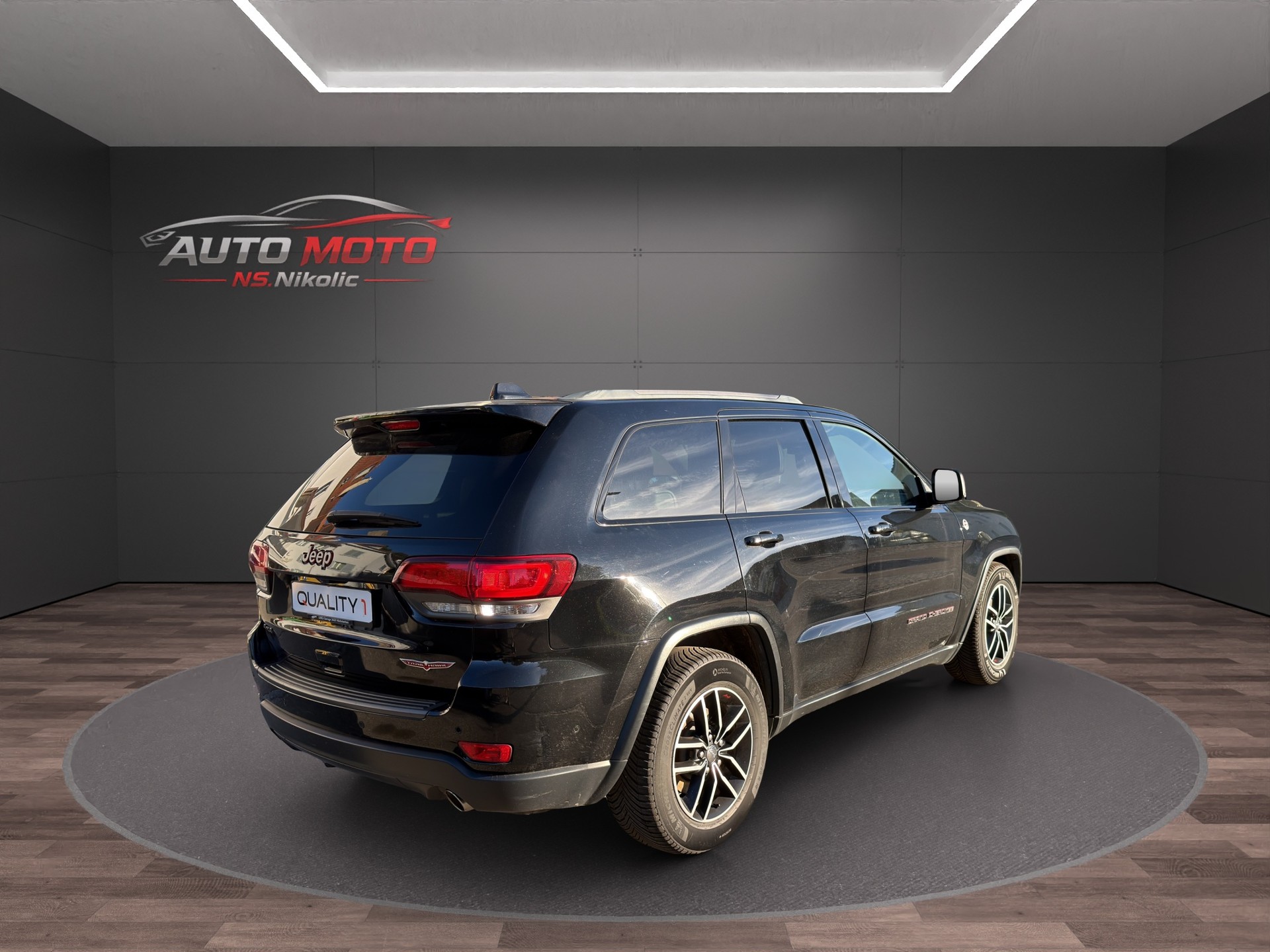 JEEP Grand Cherokee 3.0 CRD Trailhawk Automatic-image-3
