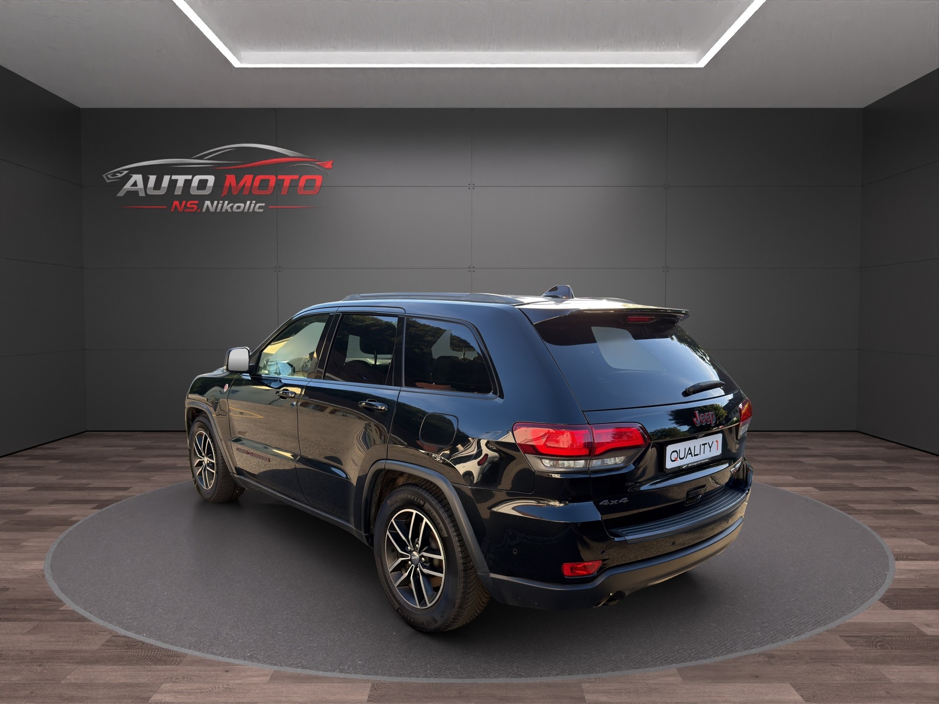 JEEP Grand Cherokee 3.0 CRD Trailhawk Automatic-image-2