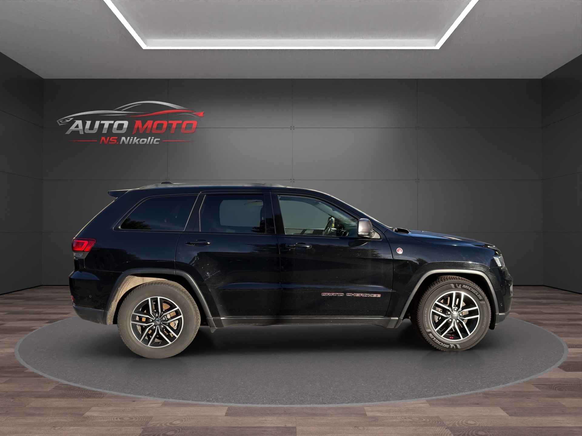 JEEP Grand Cherokee 3.0 CRD Trailhawk Automatic-image-4