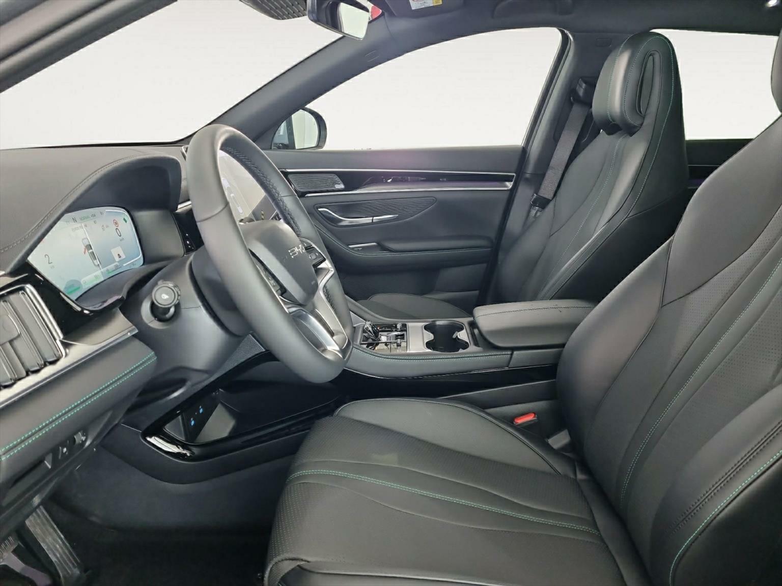 BYD Seal U DM-i Design AWD-image-4