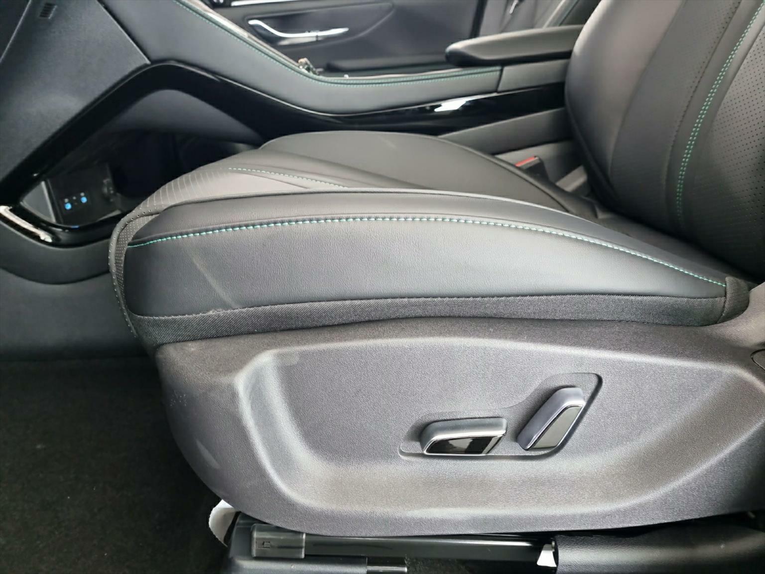 BYD Seal U DM-i Design AWD-image-10