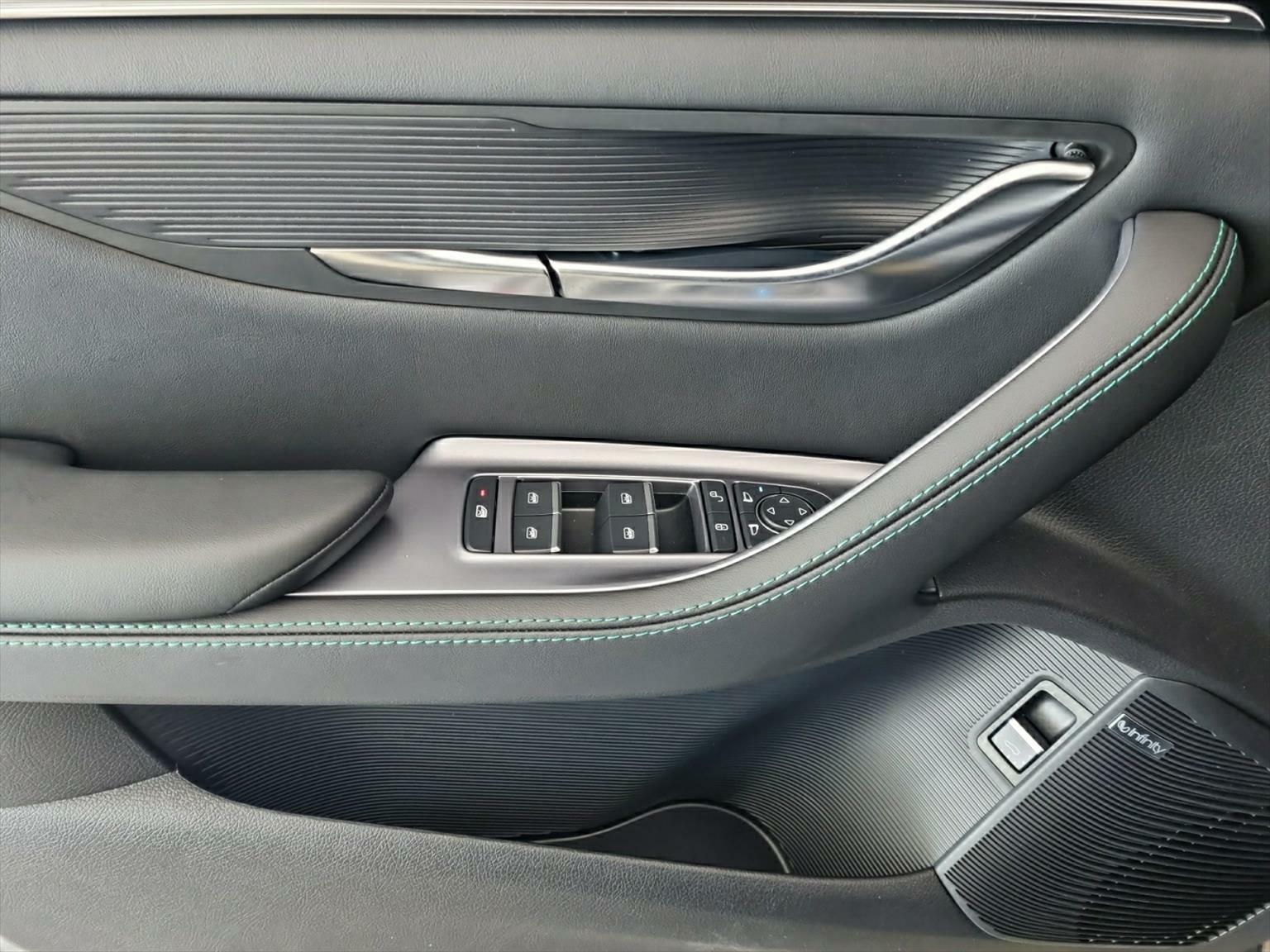 BYD Seal U DM-i Design AWD-image-11