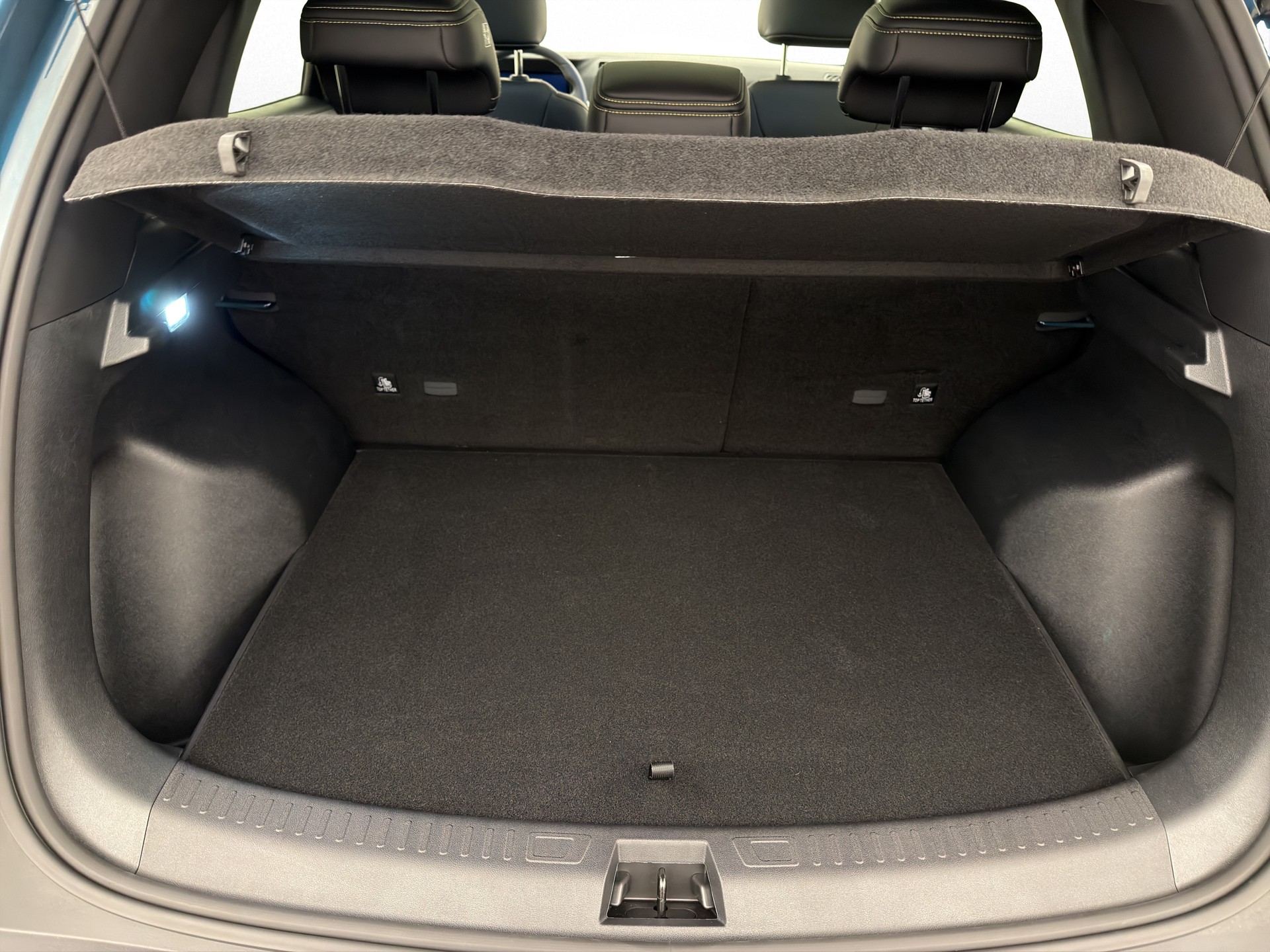 BYD Atto 2 DM-i Boost-image-12