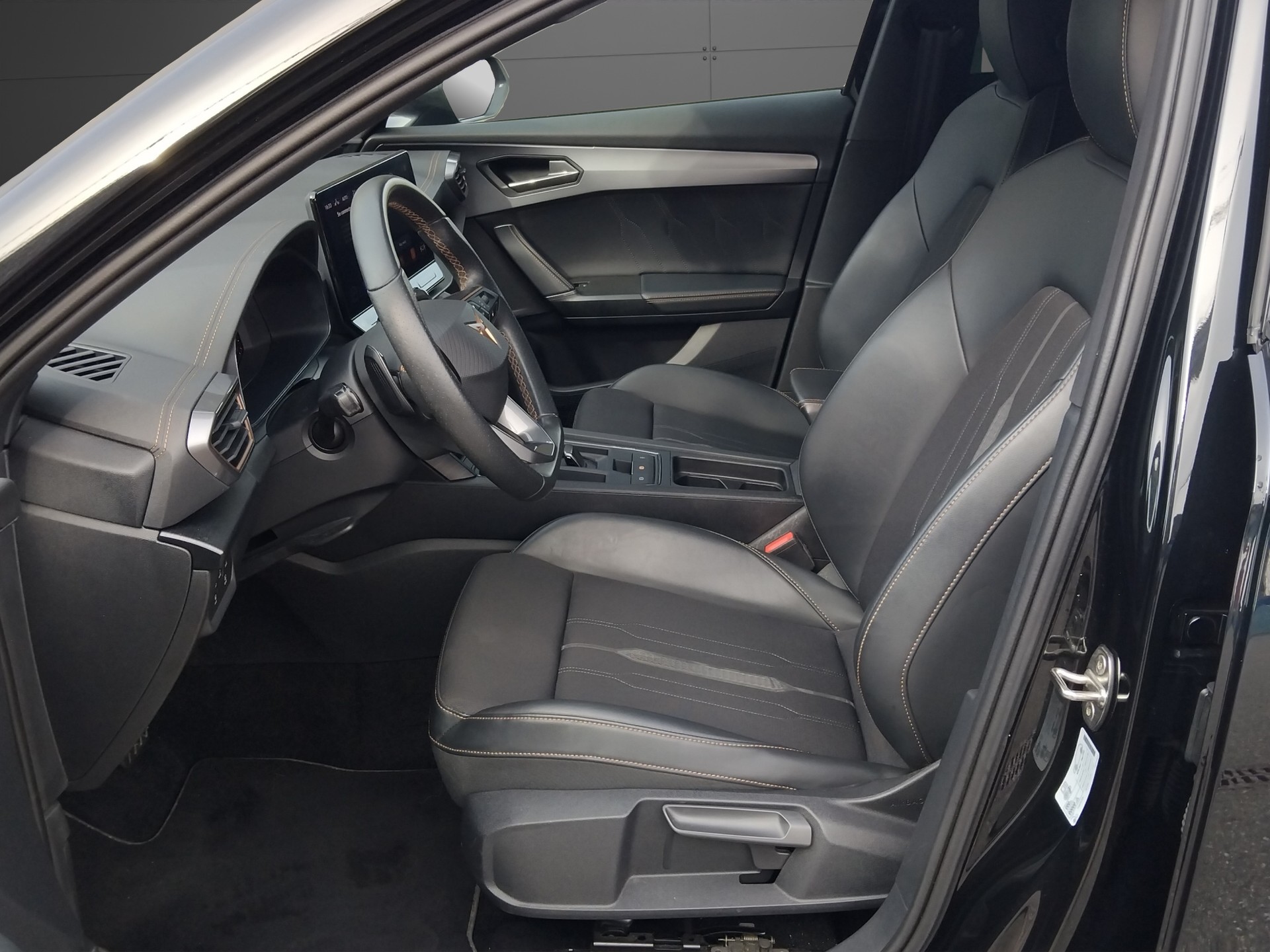 CUPRA Formentor 2.0TSI 4Drive DSG-image-8