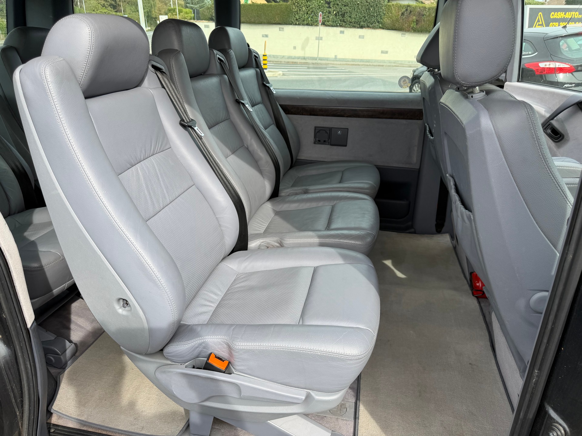 MERCEDES-BENZ V 280 Trend-image-10