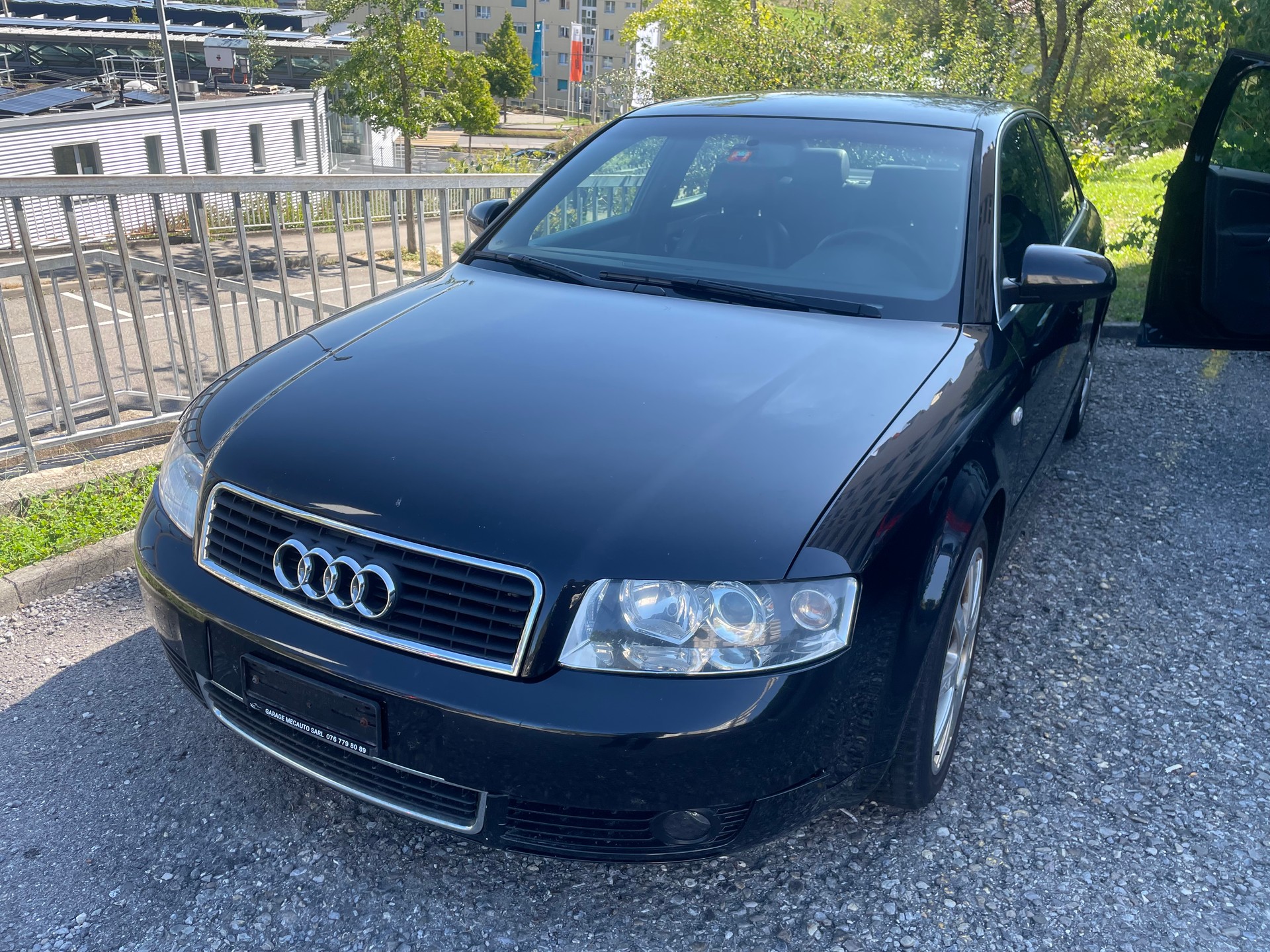 AUDI A4 1.8 T-image-0
