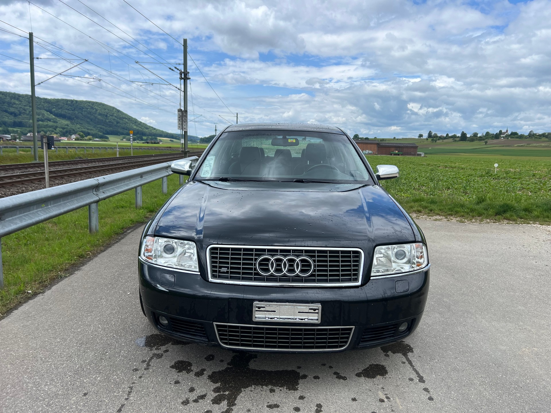 AUDI S6 quattro-image-1