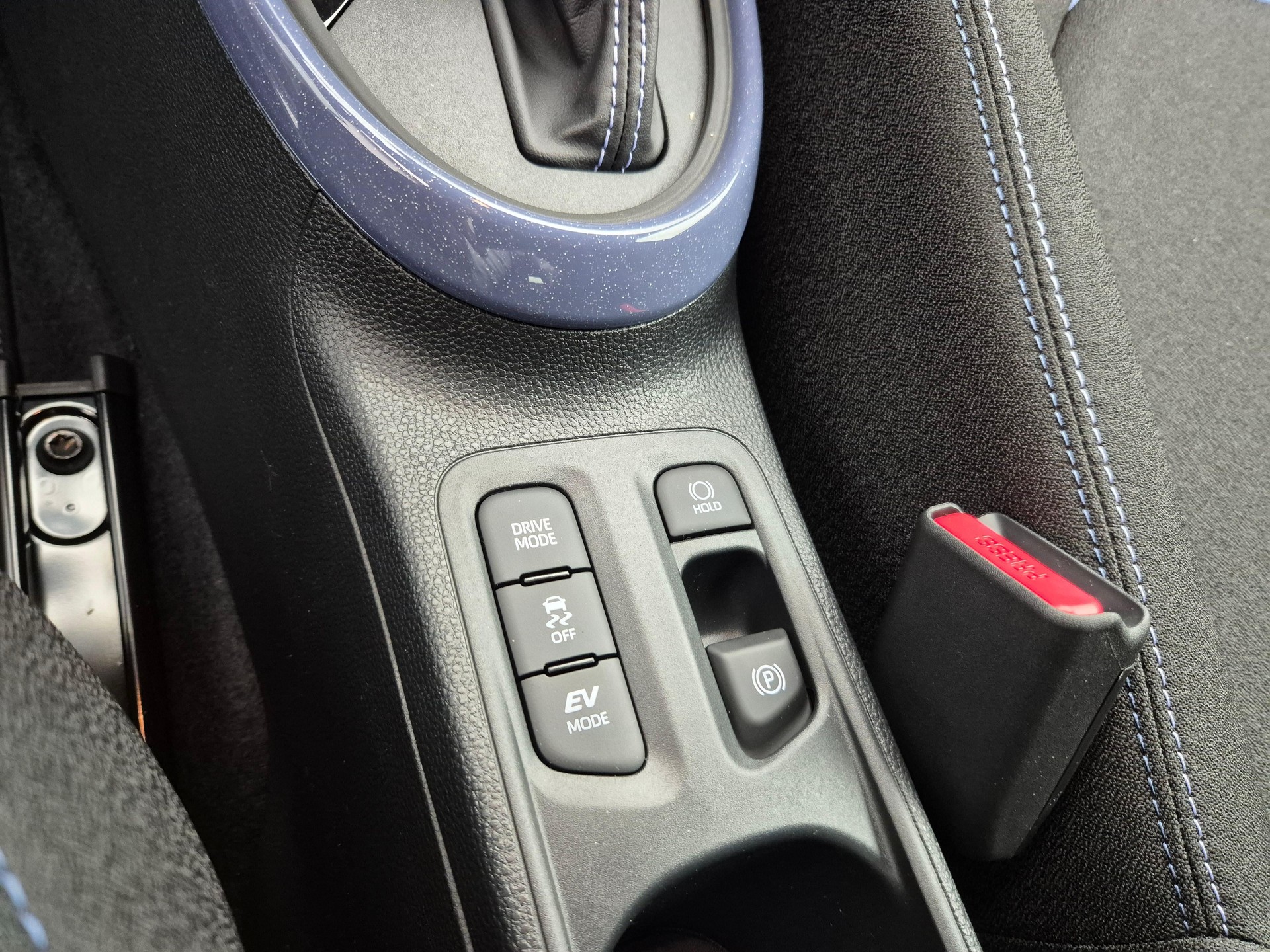 TOYOTA Aygo X 1.5 VVT-i HSD Trend-image-12