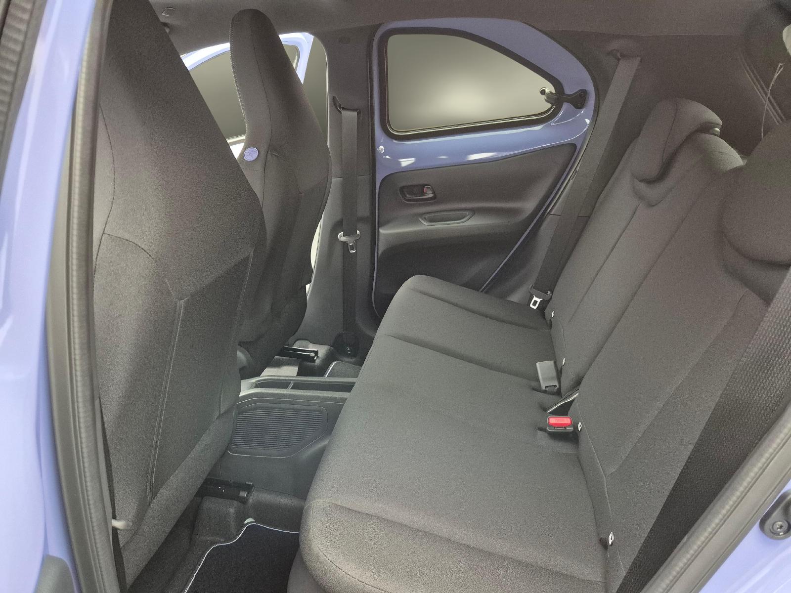 TOYOTA Aygo X 1.5 VVT-i HSD Trend-image-3