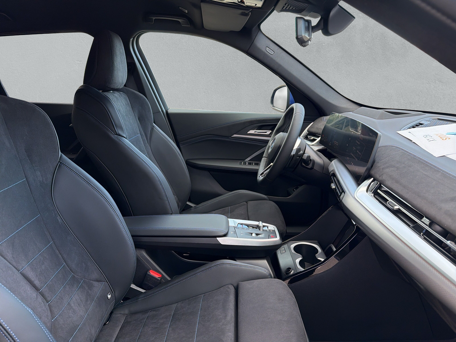 BMW X1 xDrive 25e M Sport-image-13