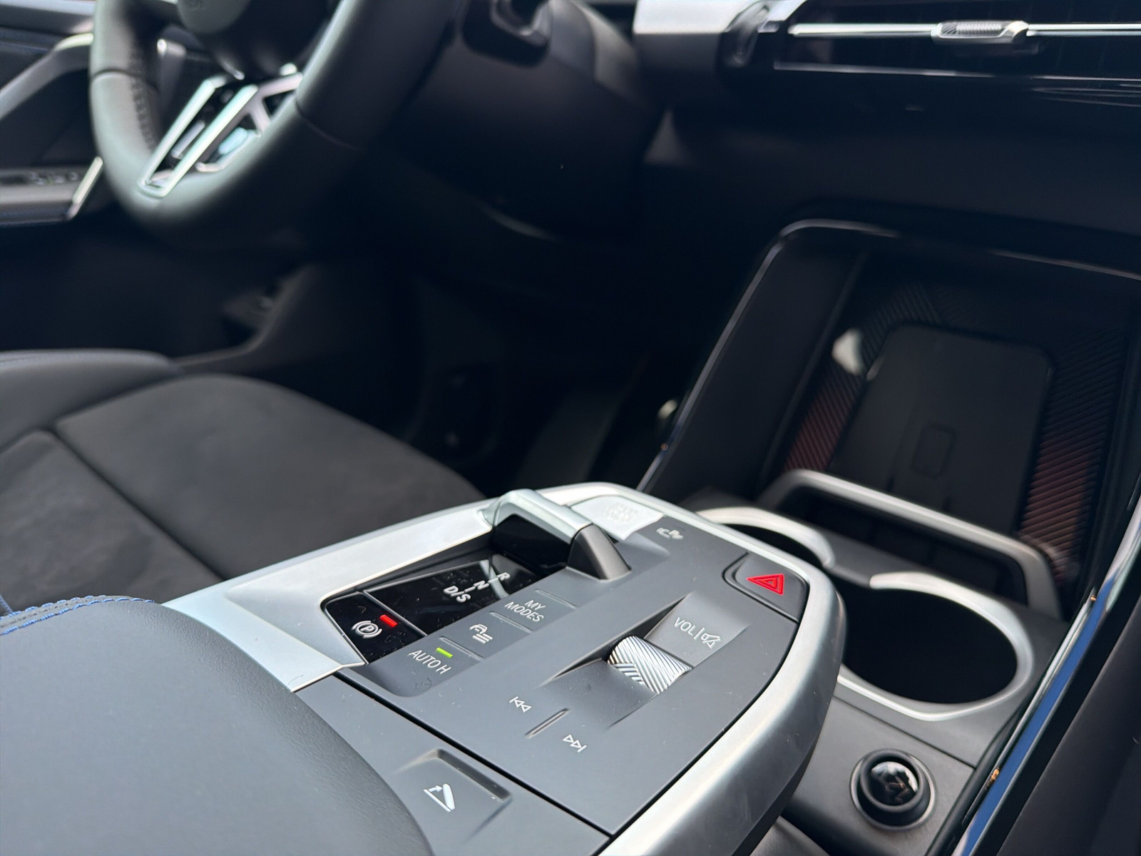 BMW X1 xDrive 25e M Sport-image-14