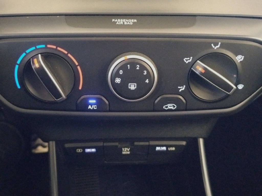 HYUNDAI BAYON 1.0 T-GDi Origo-image-18