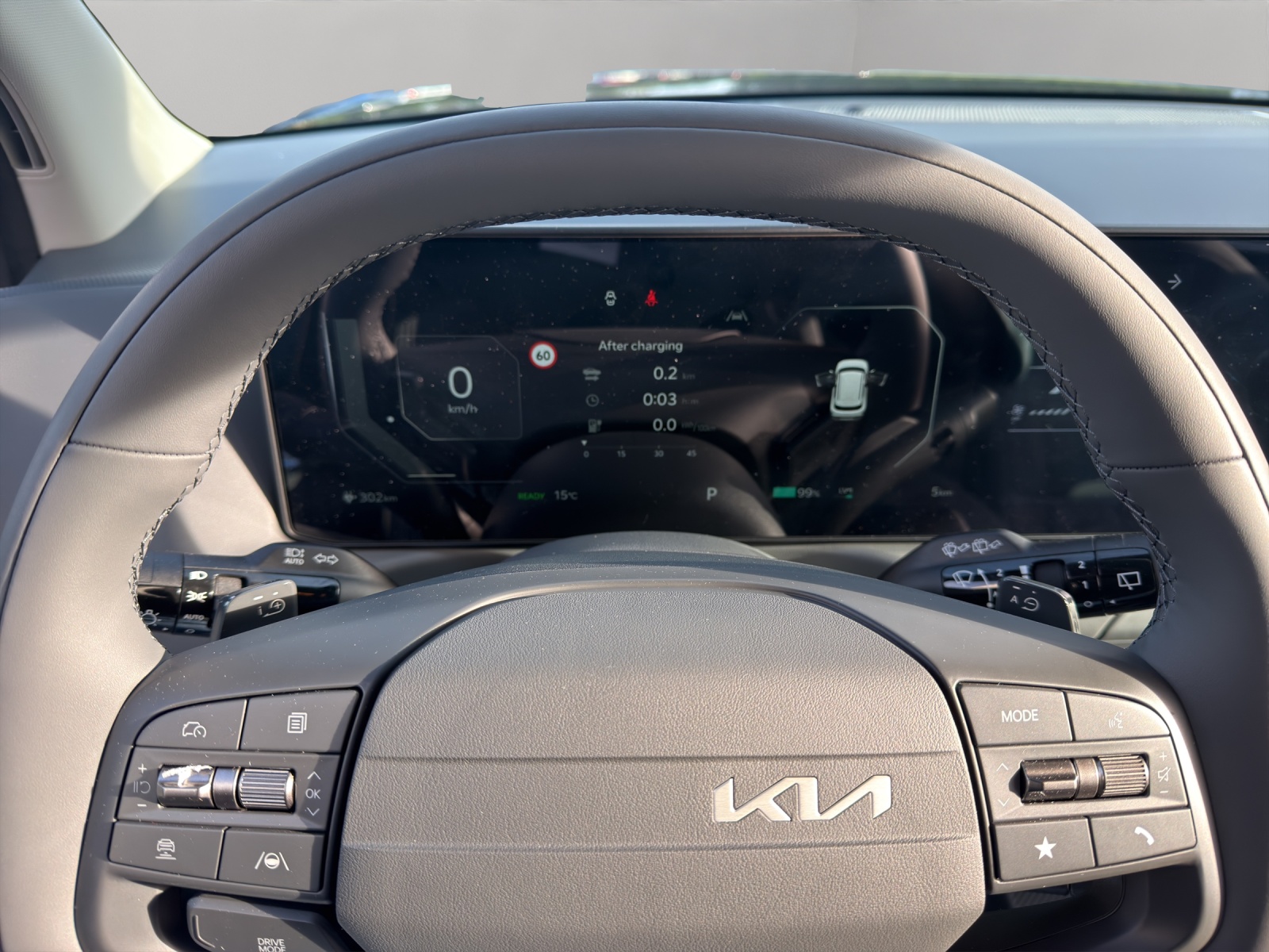 KIA EV2 42.2 kWh Air 4P / 7 CH-Jahre Herstellergarantie / Totwinkelassistent / Lenkradheizung / Sitzheizung vorne-image-11