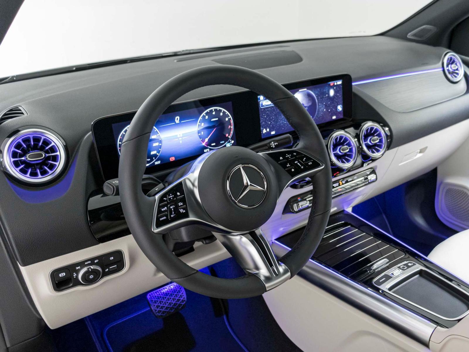 MERCEDES-BENZ B 200-image-9