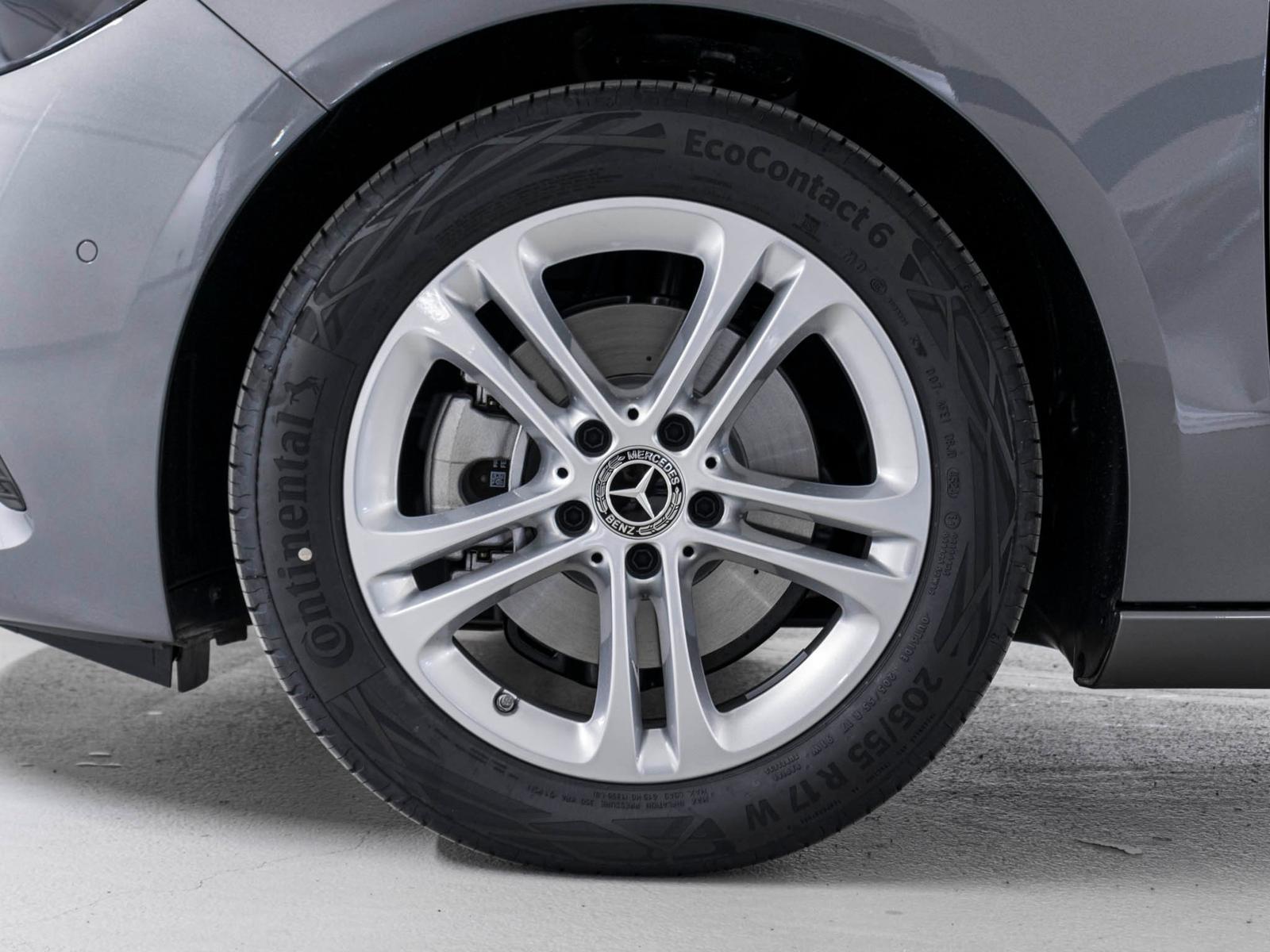 MERCEDES-BENZ B 200-image-14