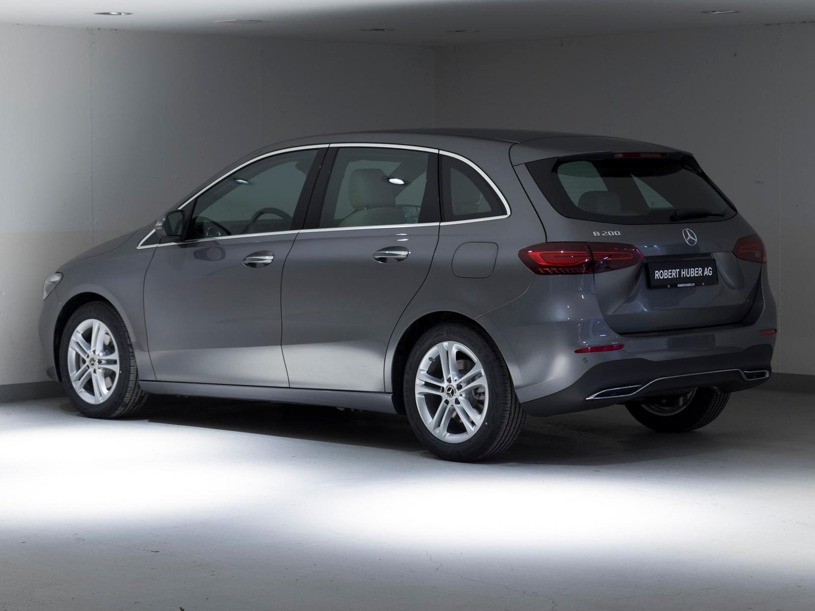 MERCEDES-BENZ B 200-image-4