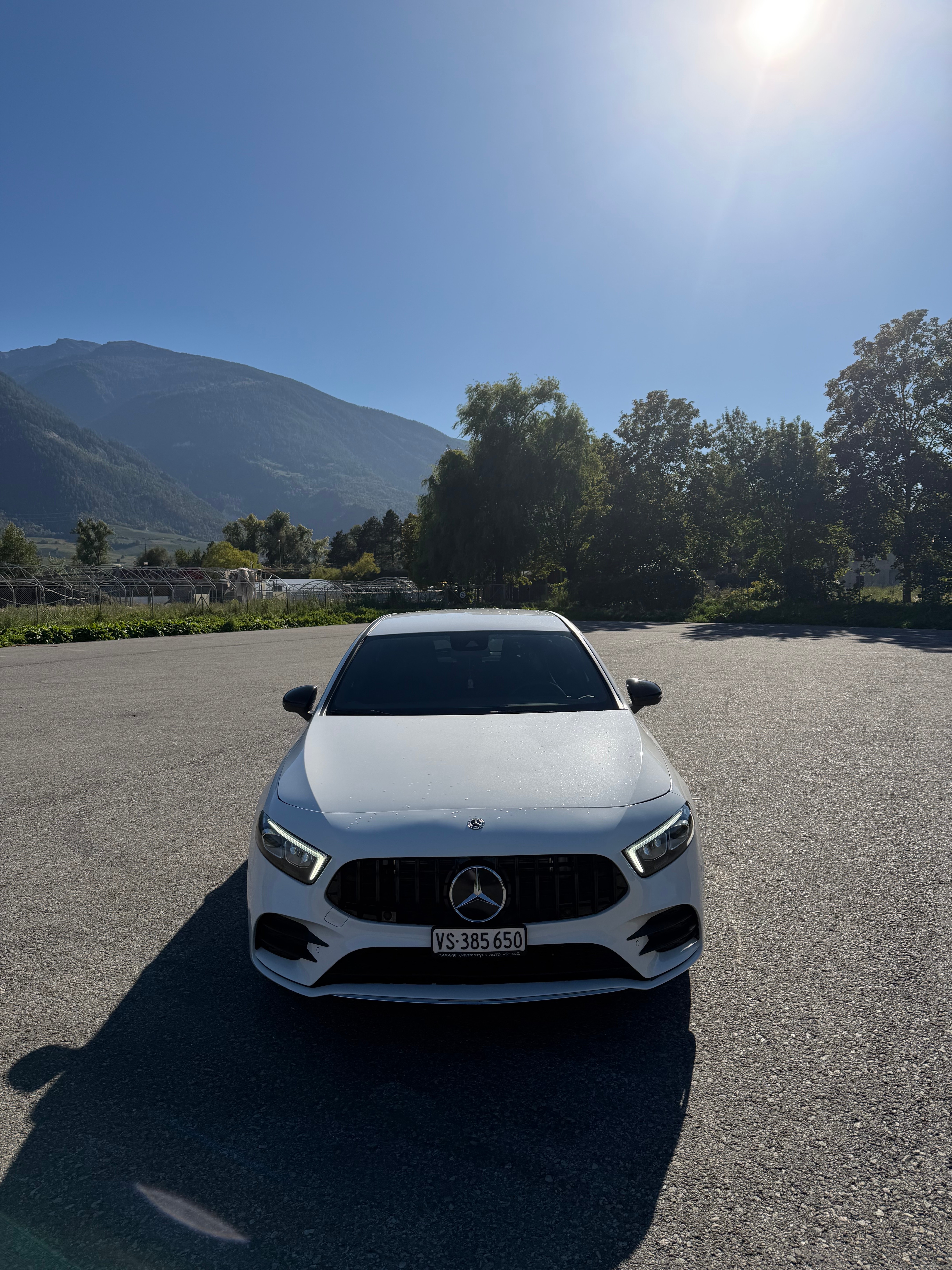 Car photo