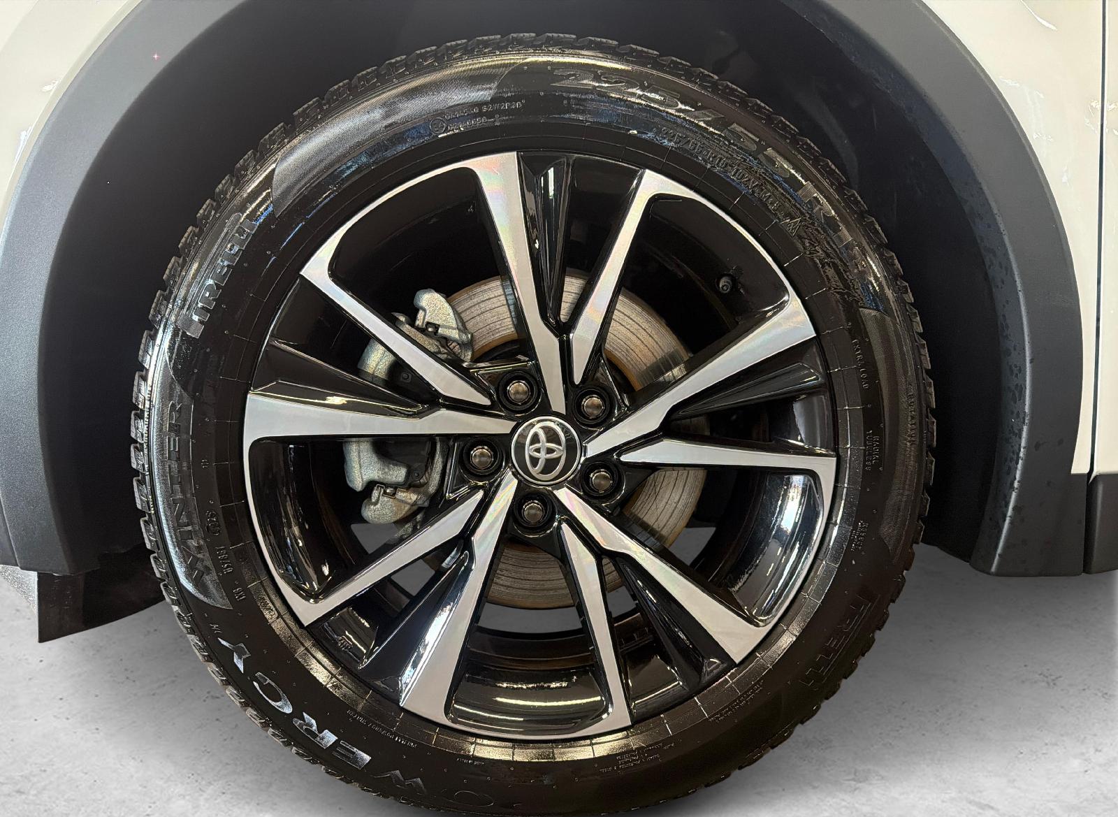 TOYOTA C-HR 2.0 HEV Trend 4x4-image-9